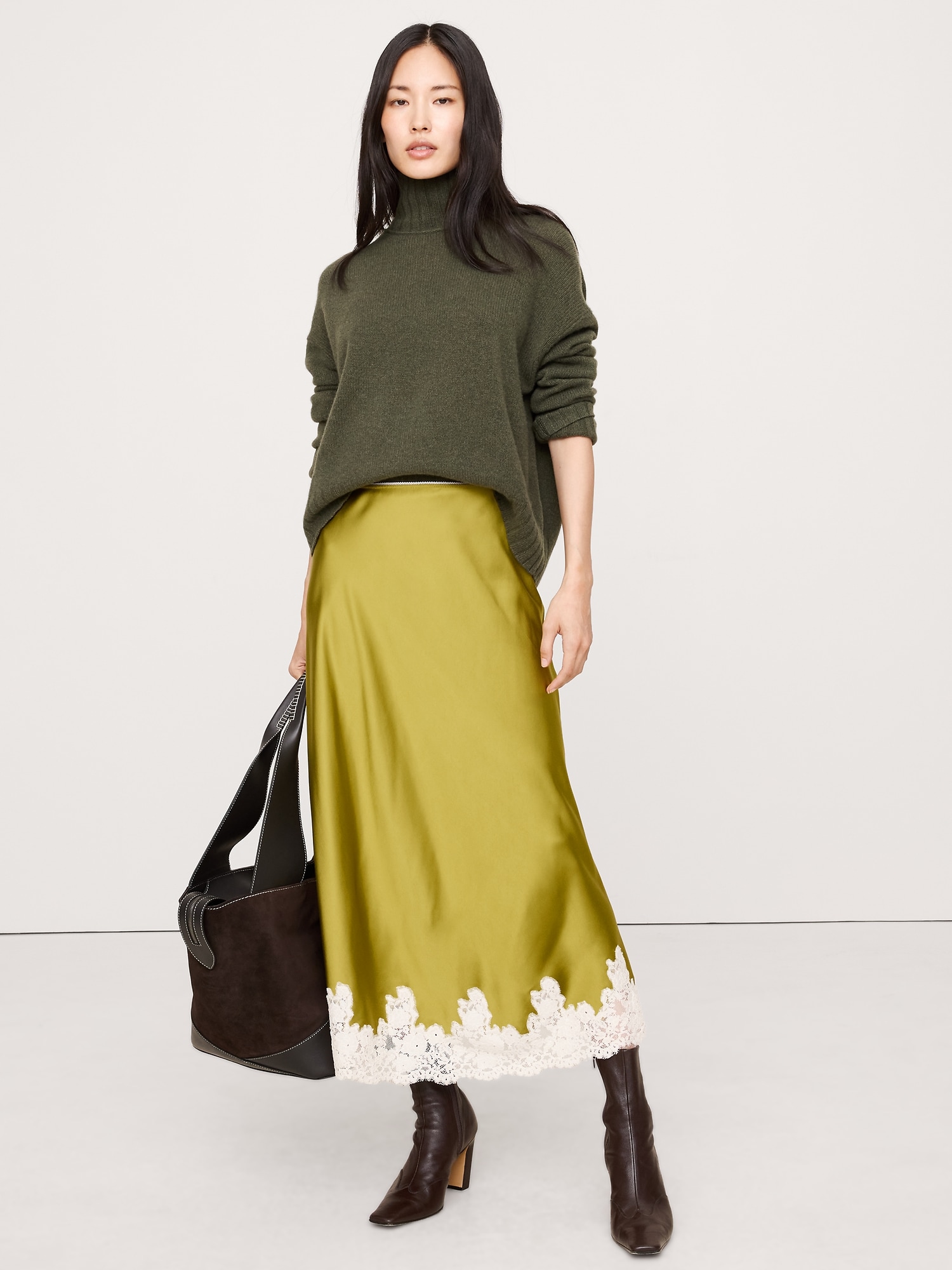 Stretch-Satin Lace-Hem Midi Skirt - Gilded Green