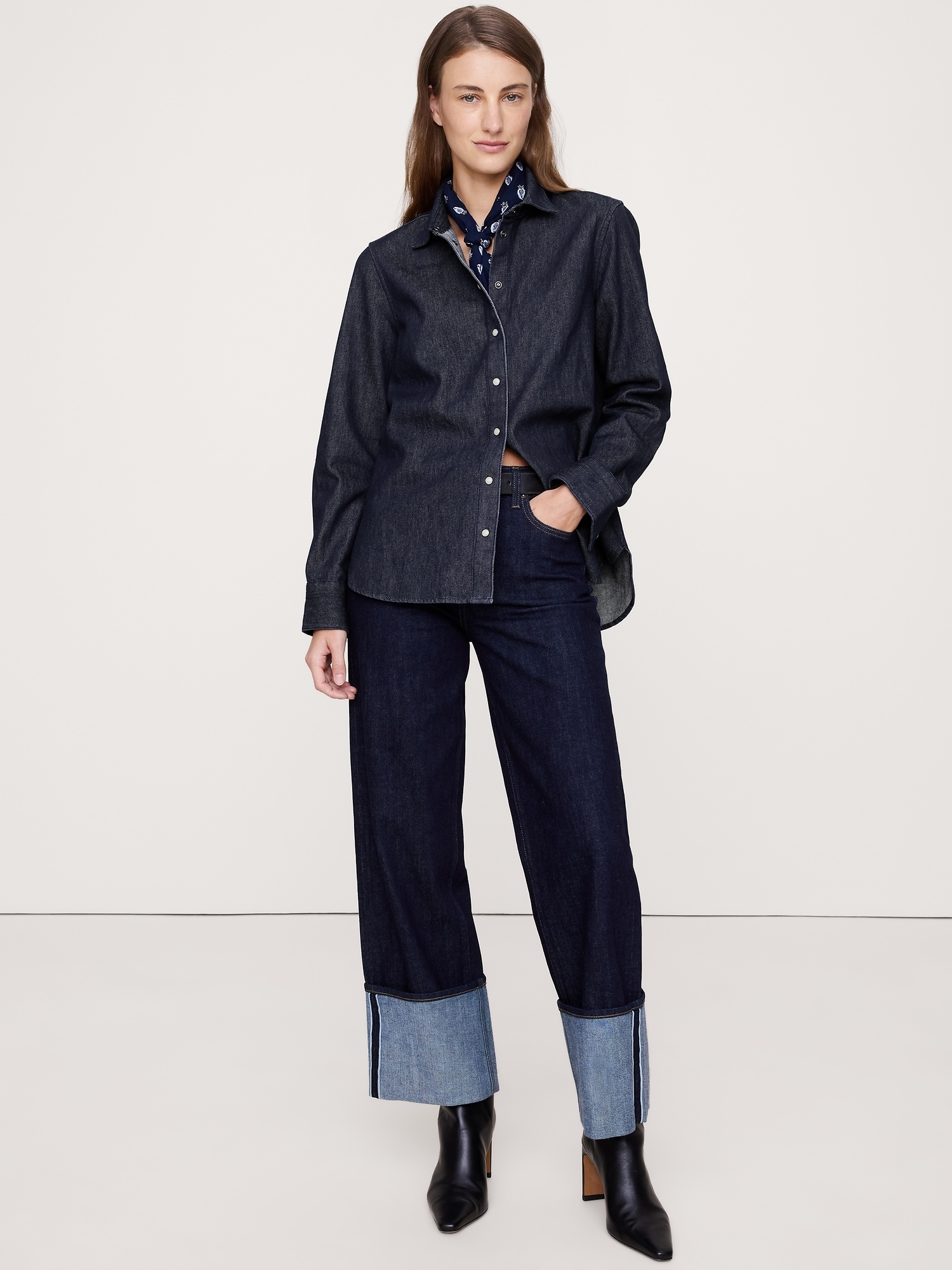 Image number 3 showing, THE EVERYDAY DENIM SHIRT