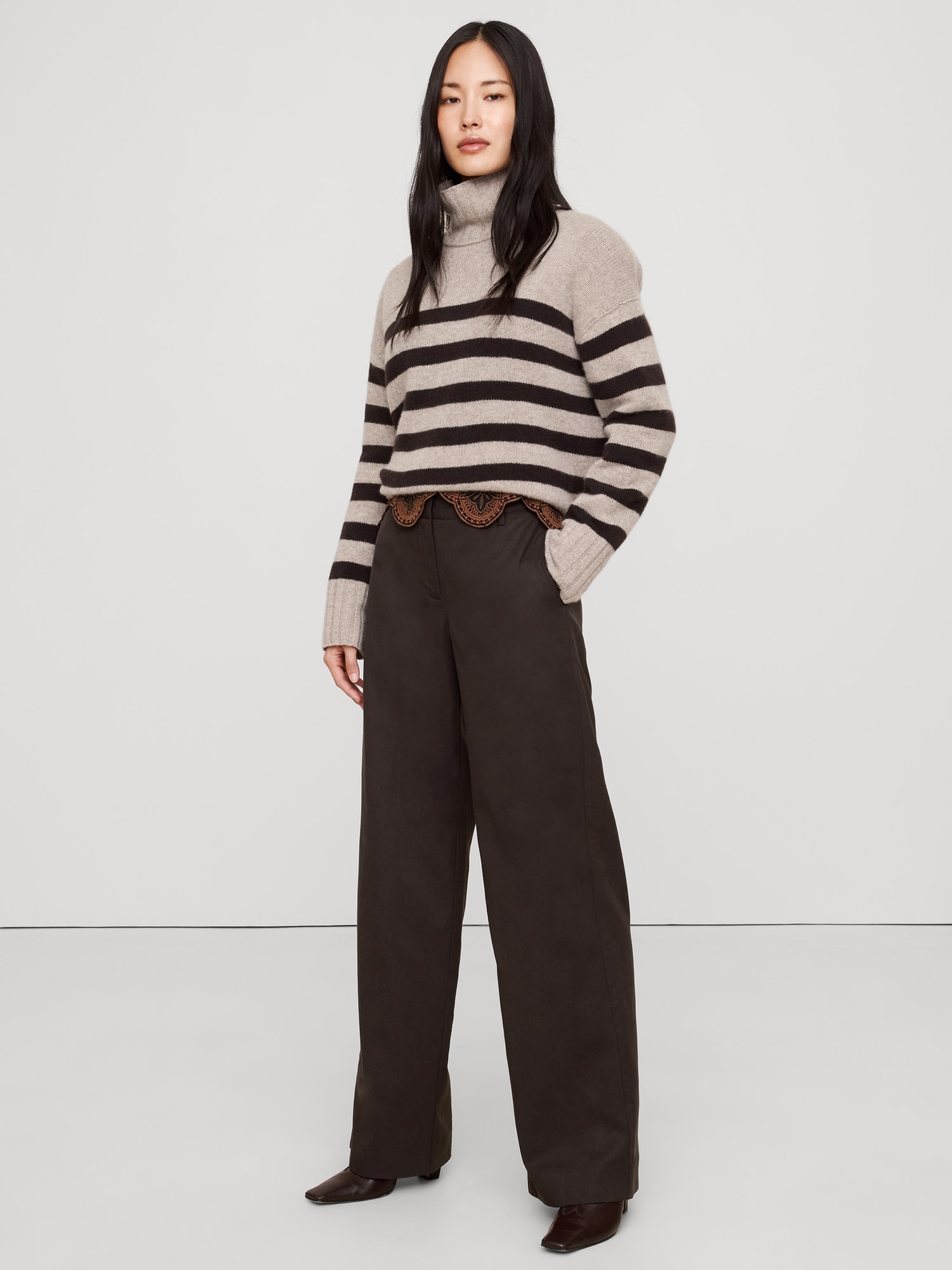 Image number 4 showing, The Everyday Wide-Leg Pant