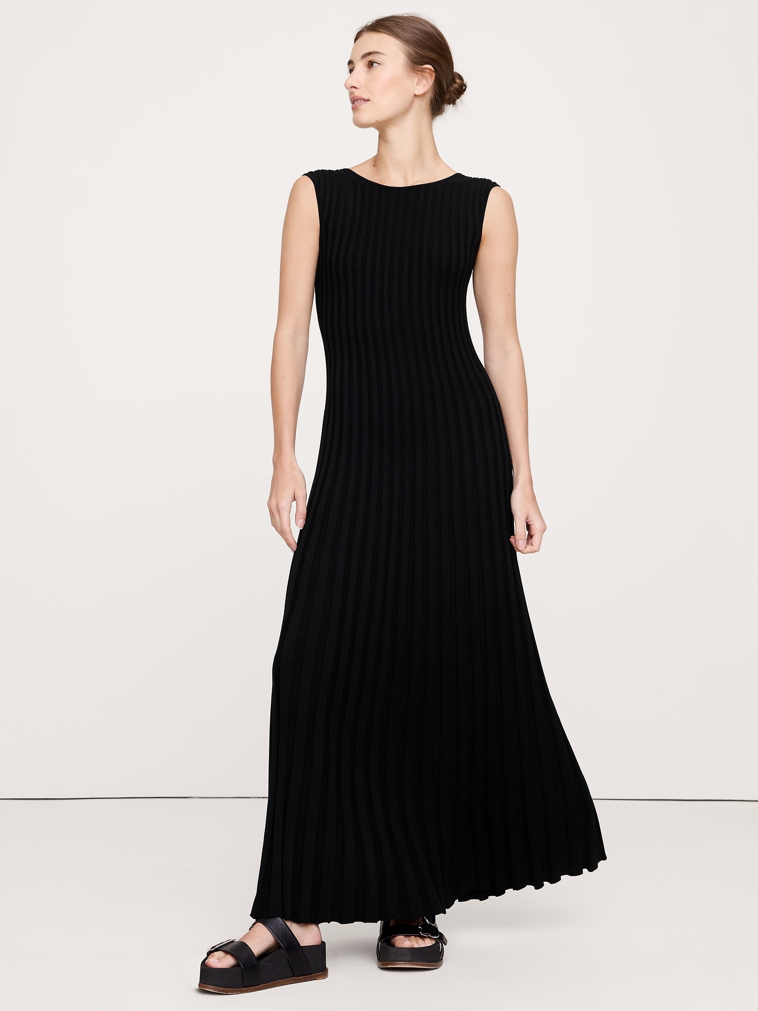 Image number 4 showing, SCULPTED RIBBED BACKLESS MAXI DRESS