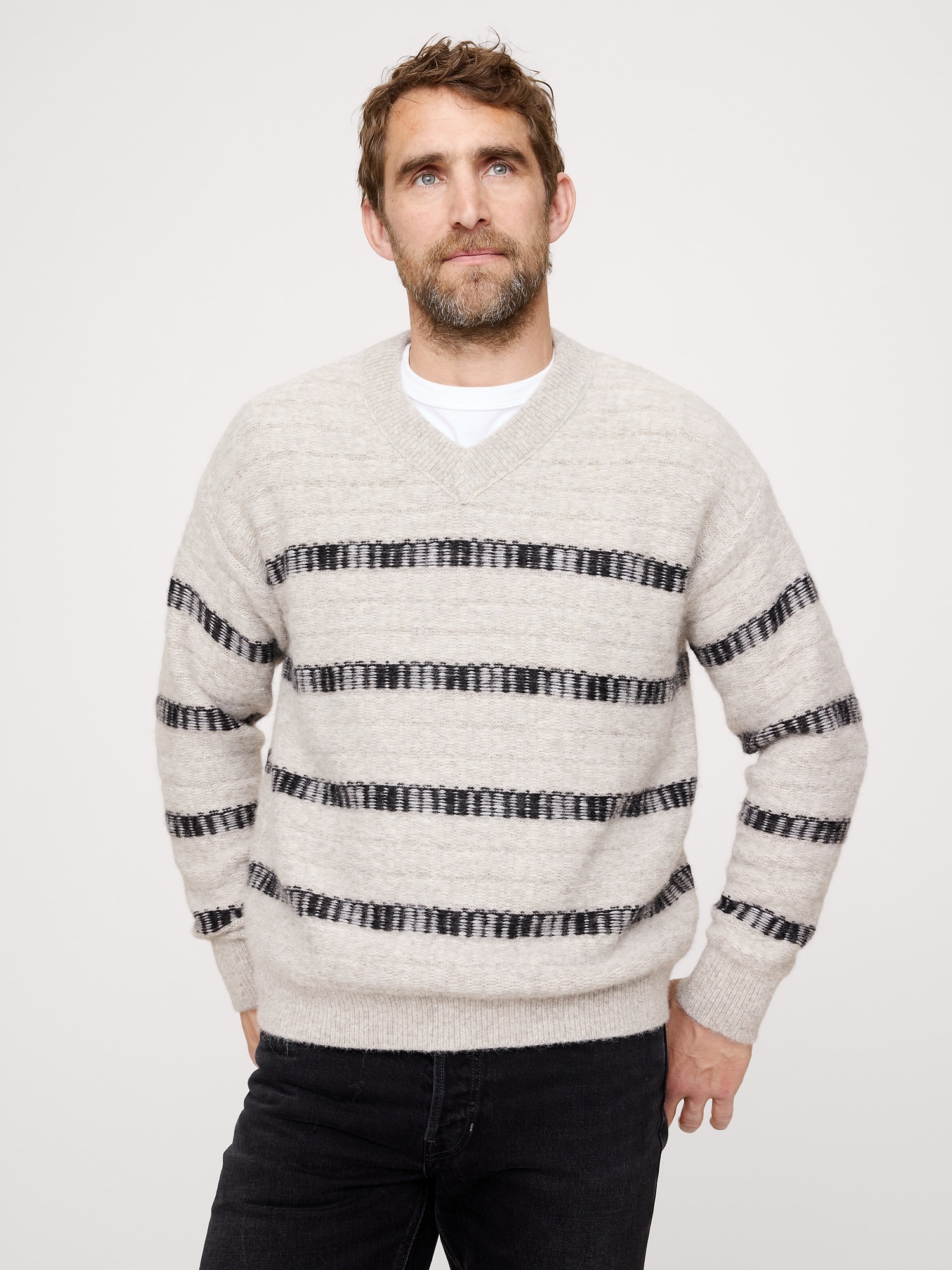 Jacquard Stripe V-Neck Sweater - Natural Beige