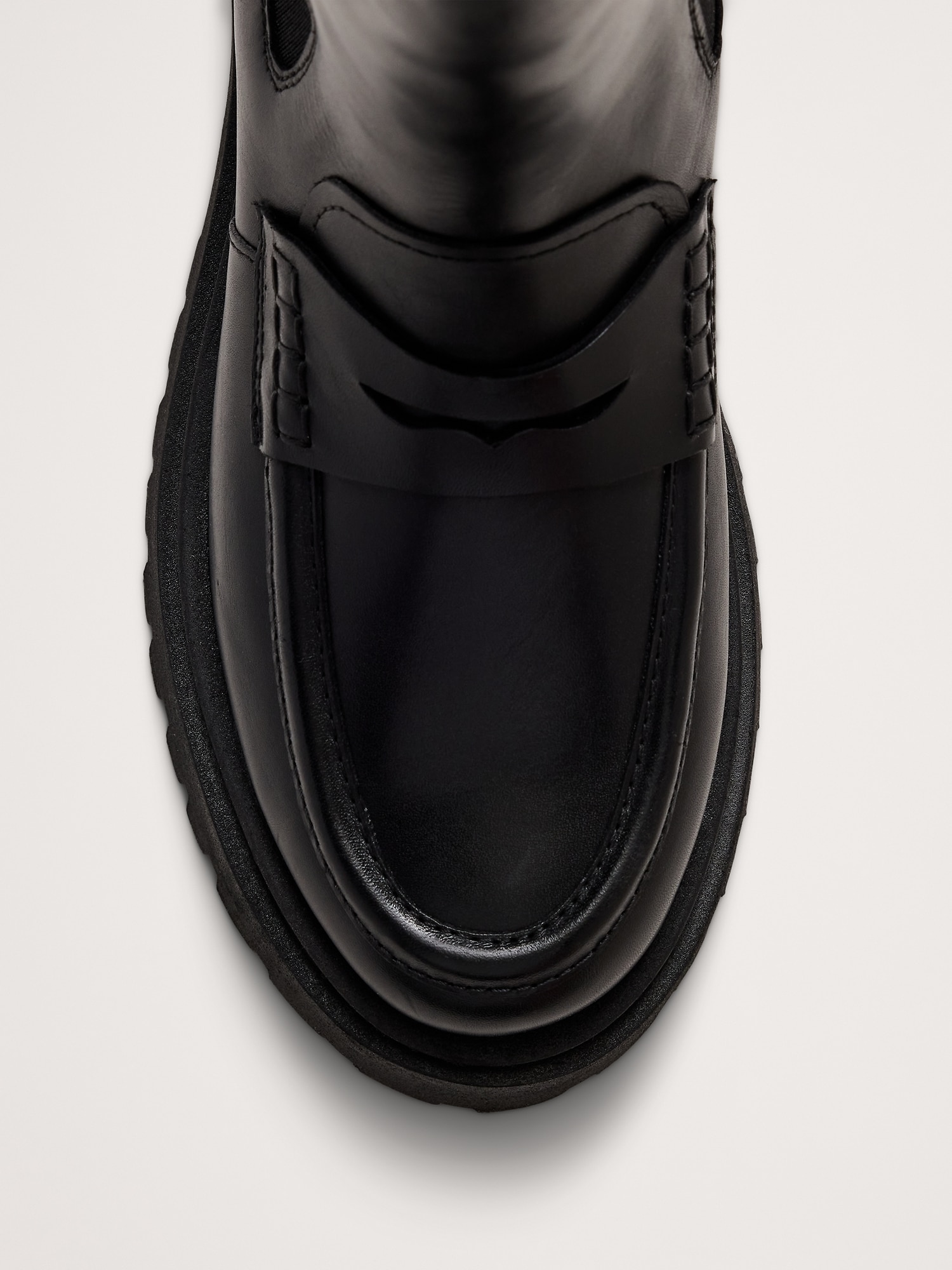 L'image numéro 4 présente BOTTE CHELSEA FLÂNEUSE EN CUIR ITALIEN