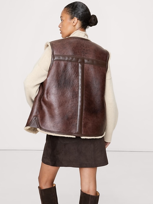 ジャケット・アウター BANANA REPUBLIC Leather Vest Reversible Shearling Vest | Banana Republic