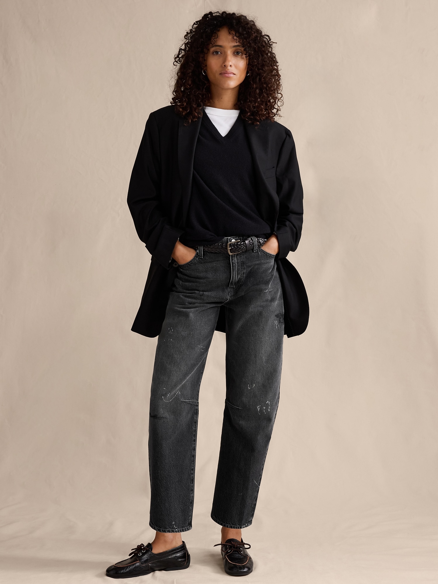 Image number 4 showing, Mid-Rise Barrel Ankle Jean