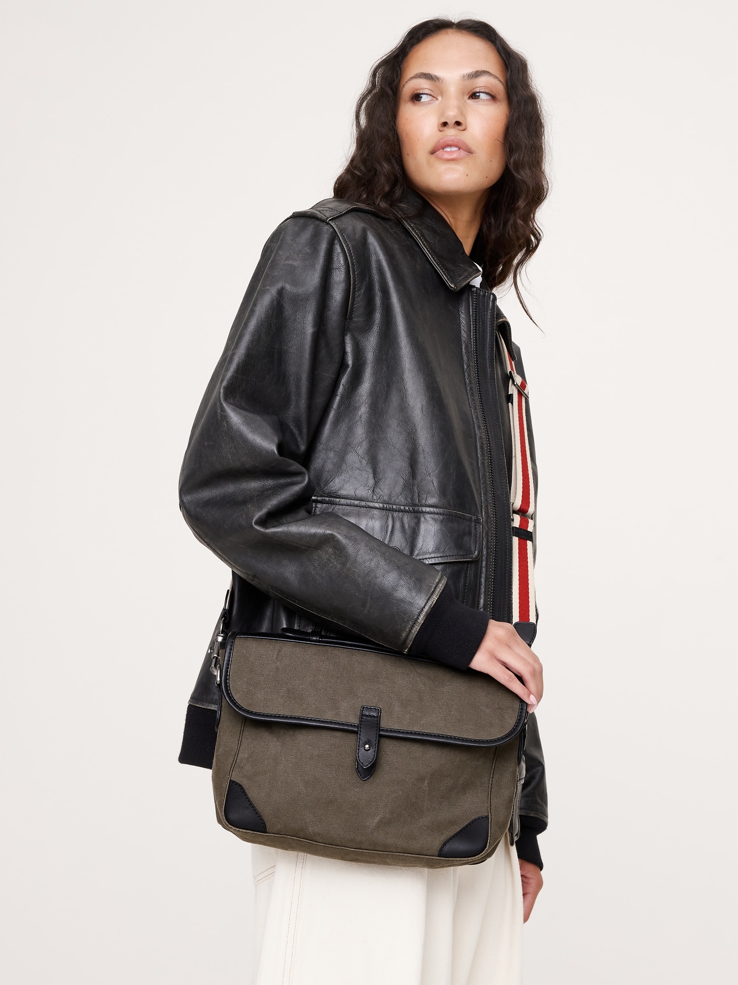 L'image numéro 3 présente Sac pour appareil photo en toile et cuir