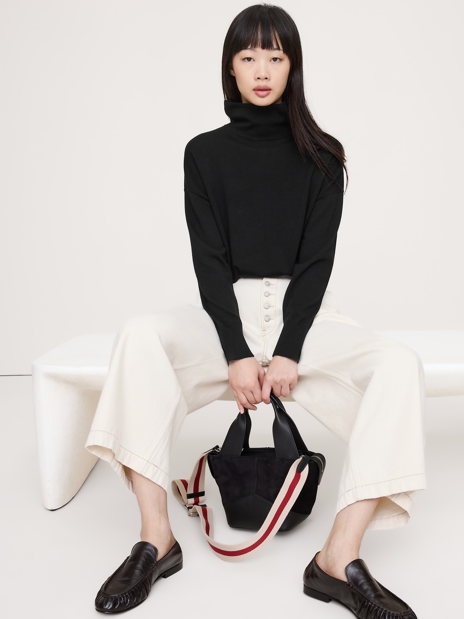 Merino Turtleneck Sweater - Black