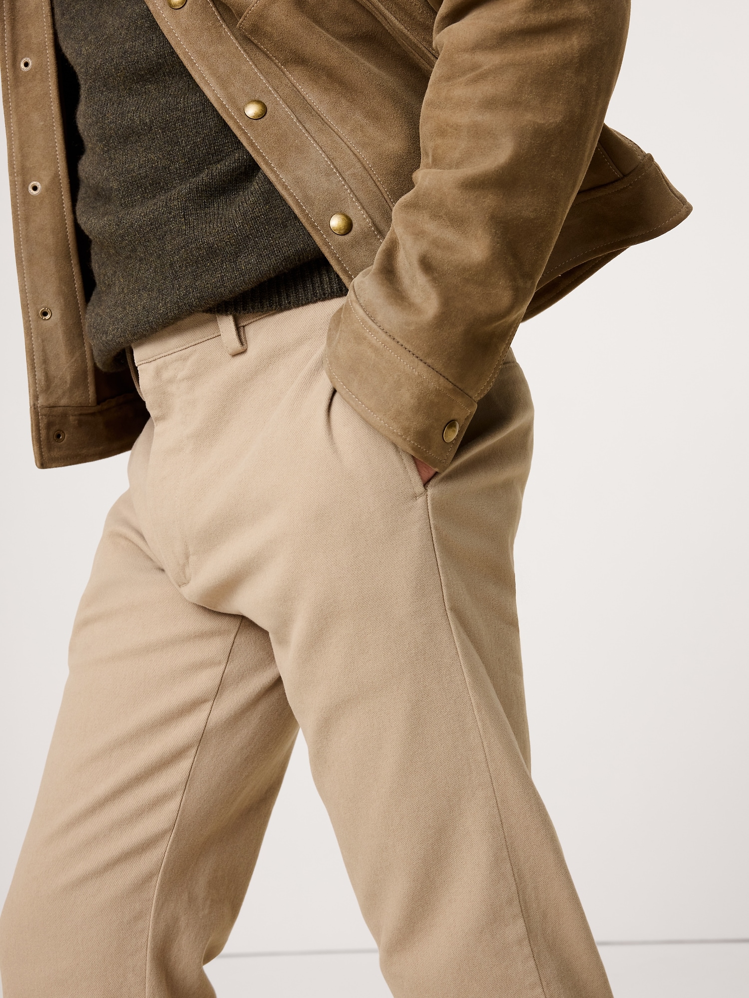 L'image numéro 3 présente Pantalon Voyageur étroit en tissu brossé