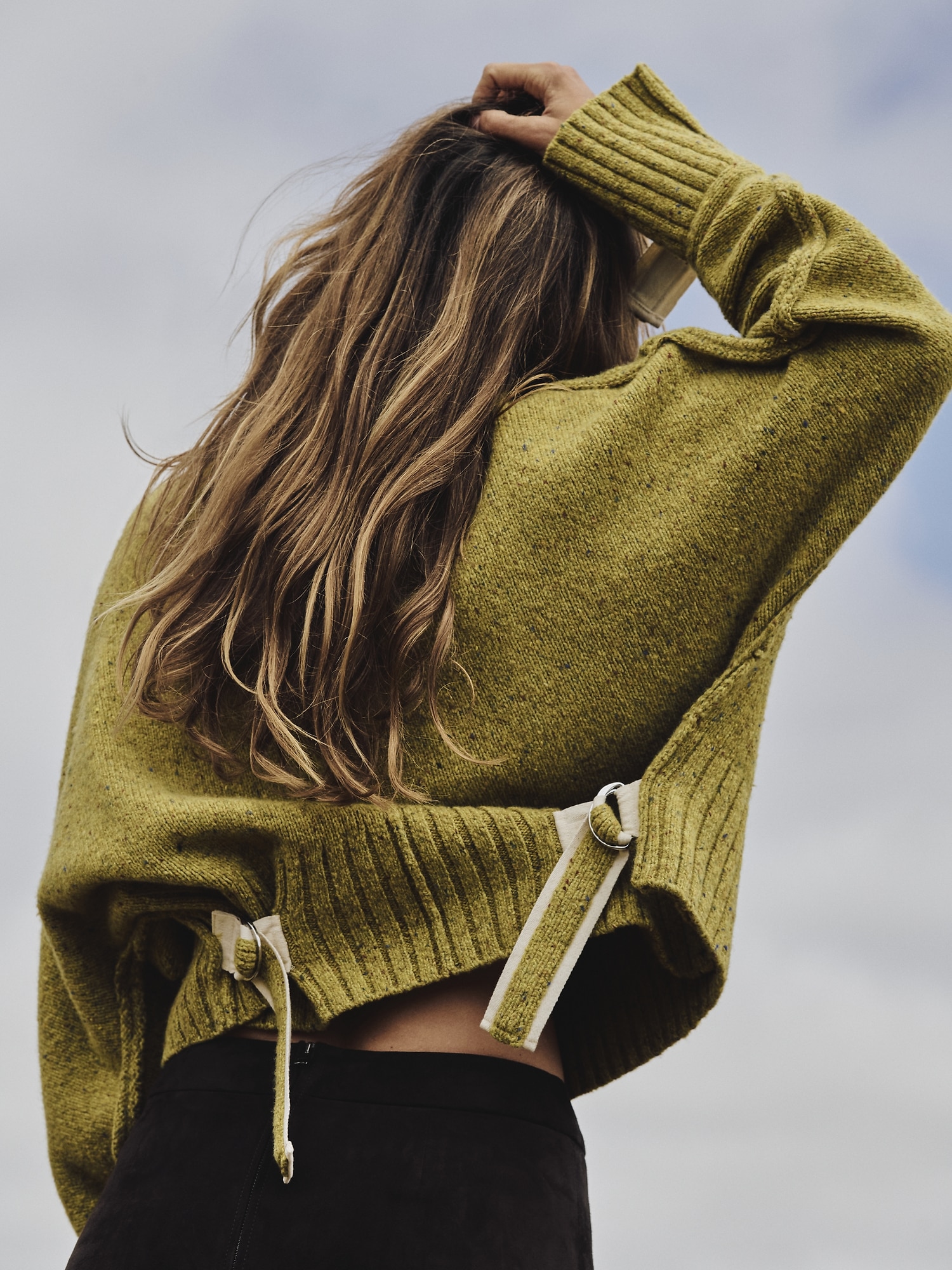 L'image numéro 3 présente Chandail à ourlet cintré en mélange de laine italienne