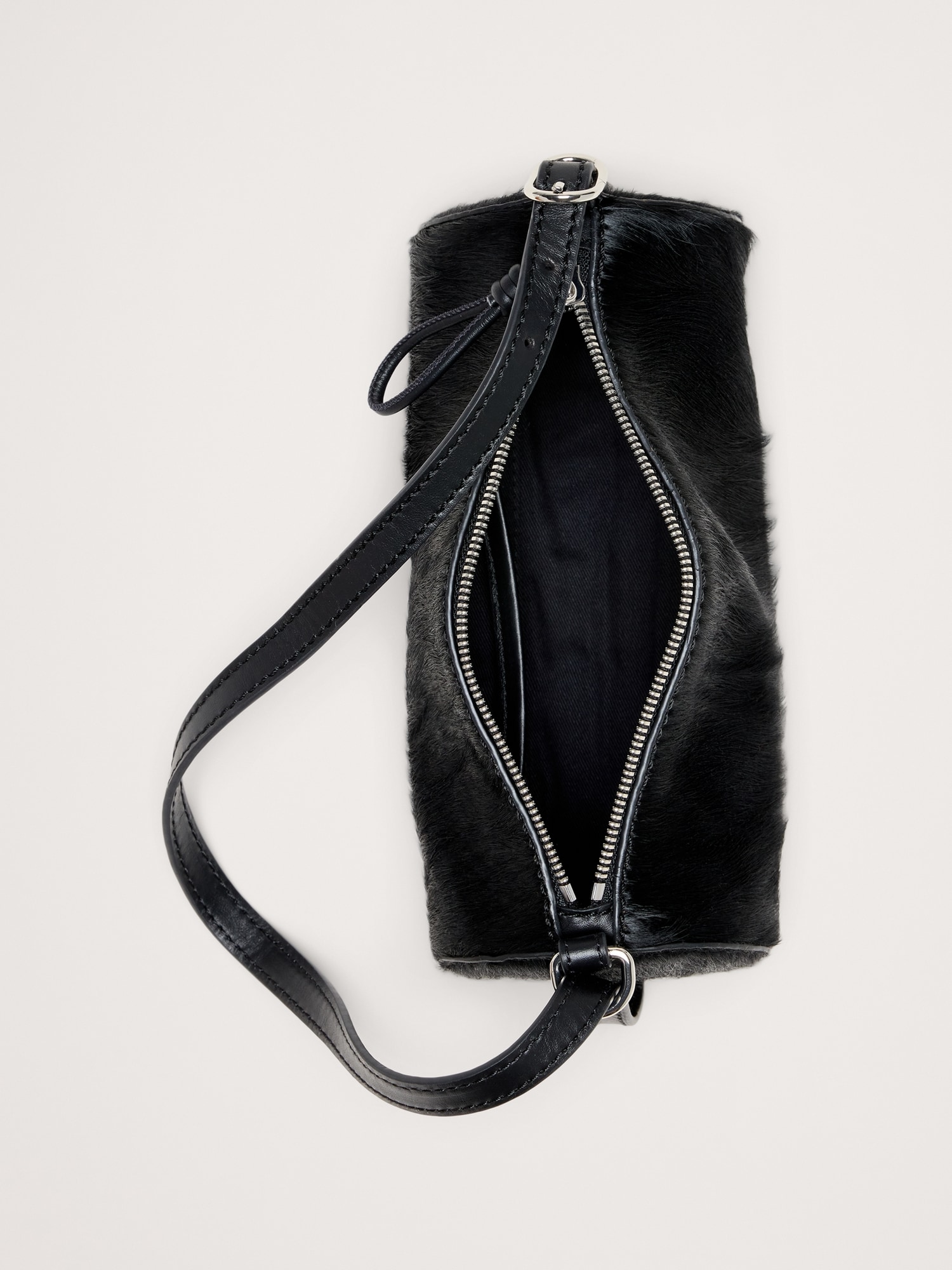 Image number 4 showing, Leather Barrel Bag
