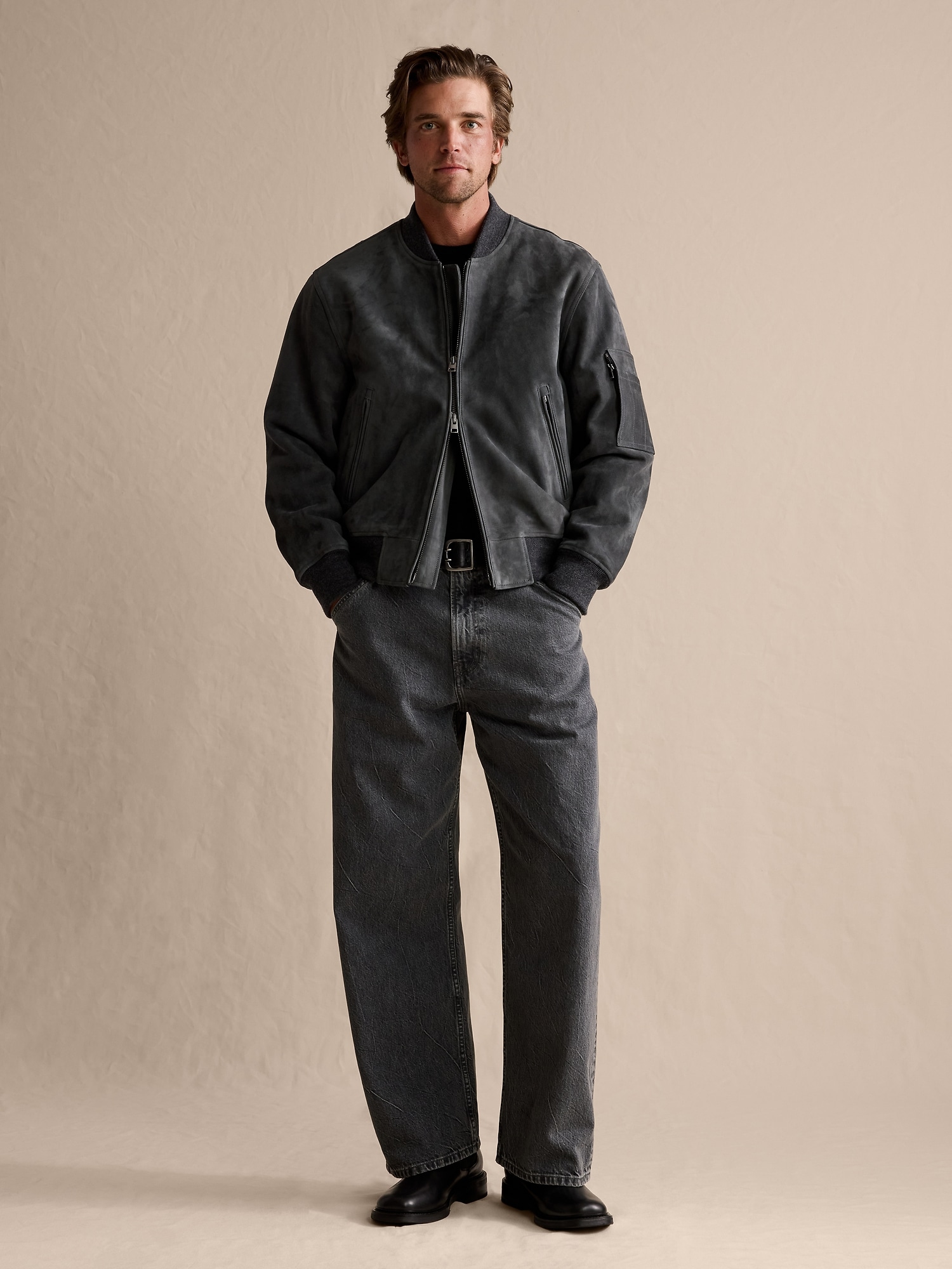 Image number 3 showing, Loose Jean