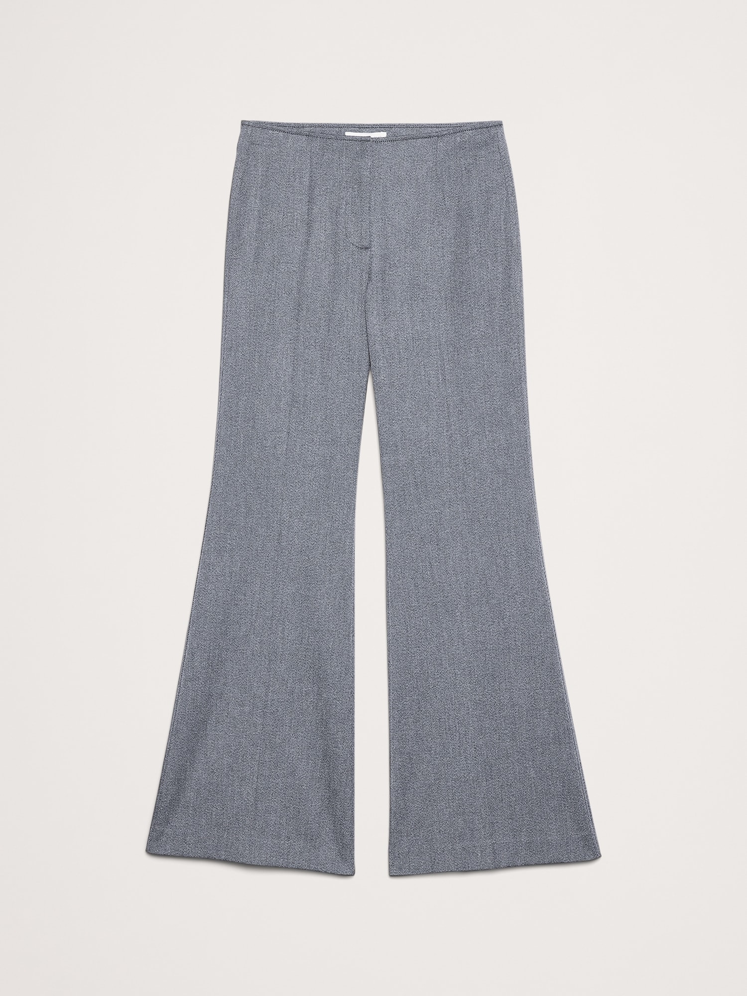 L'image numéro 4 présente Pantalon évasé à taille mi-basse en sergé italien