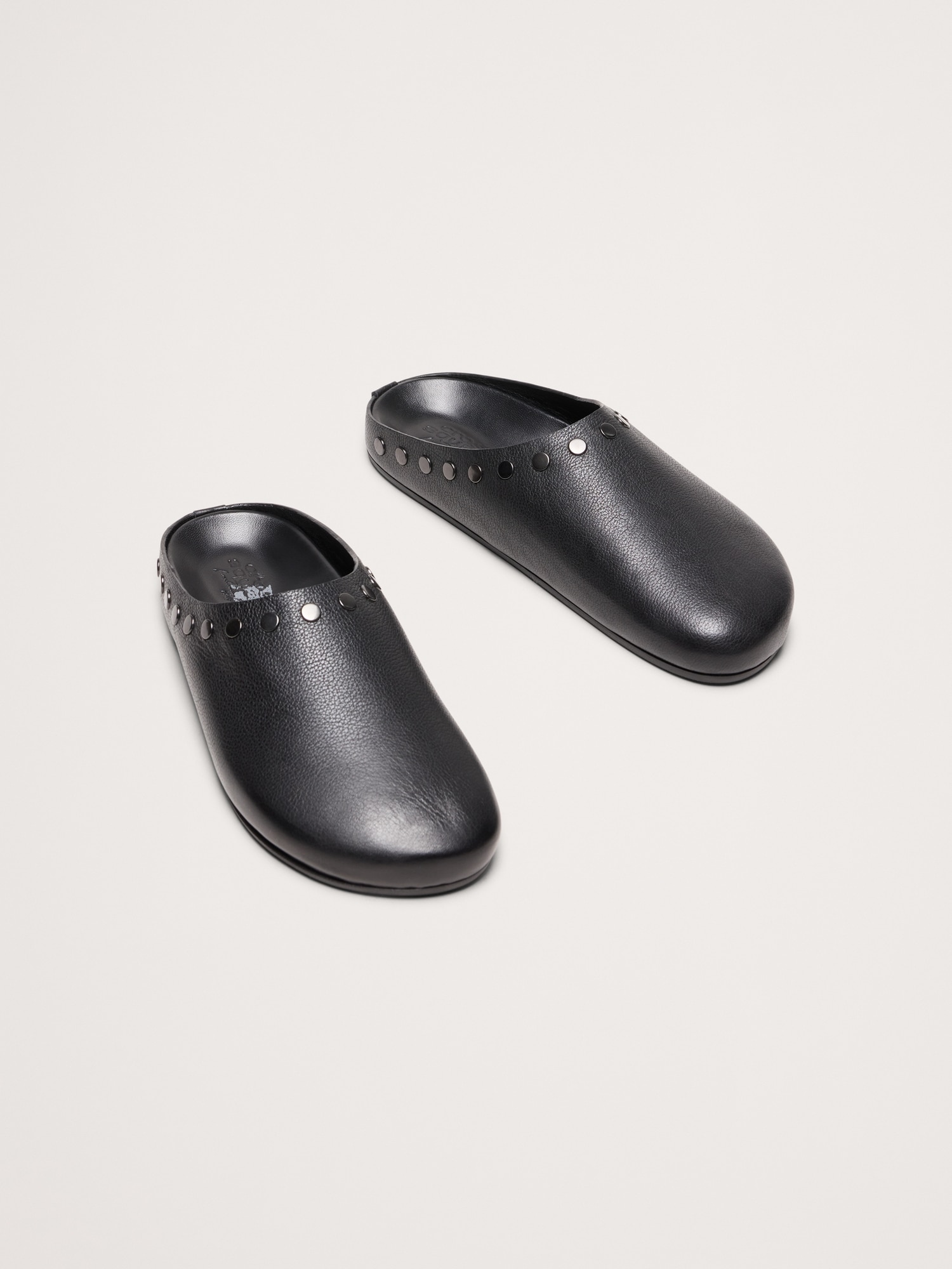 Image number 3 showing, Leather Essential Clog