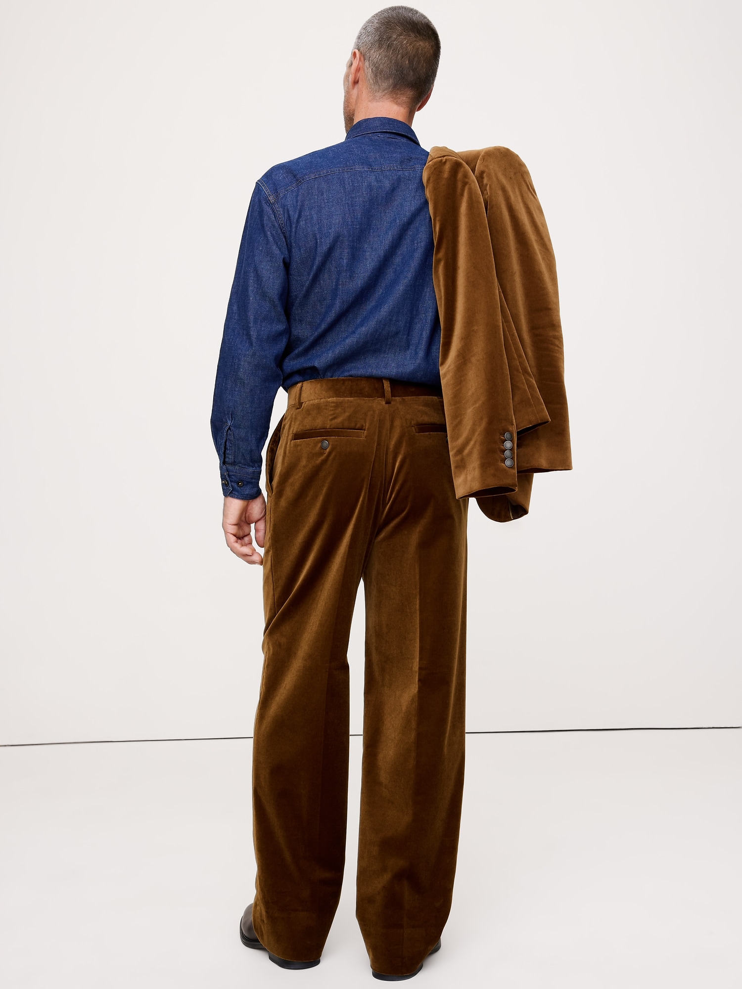 Image number 2 showing, Relaxed Pleated Velvet Pant