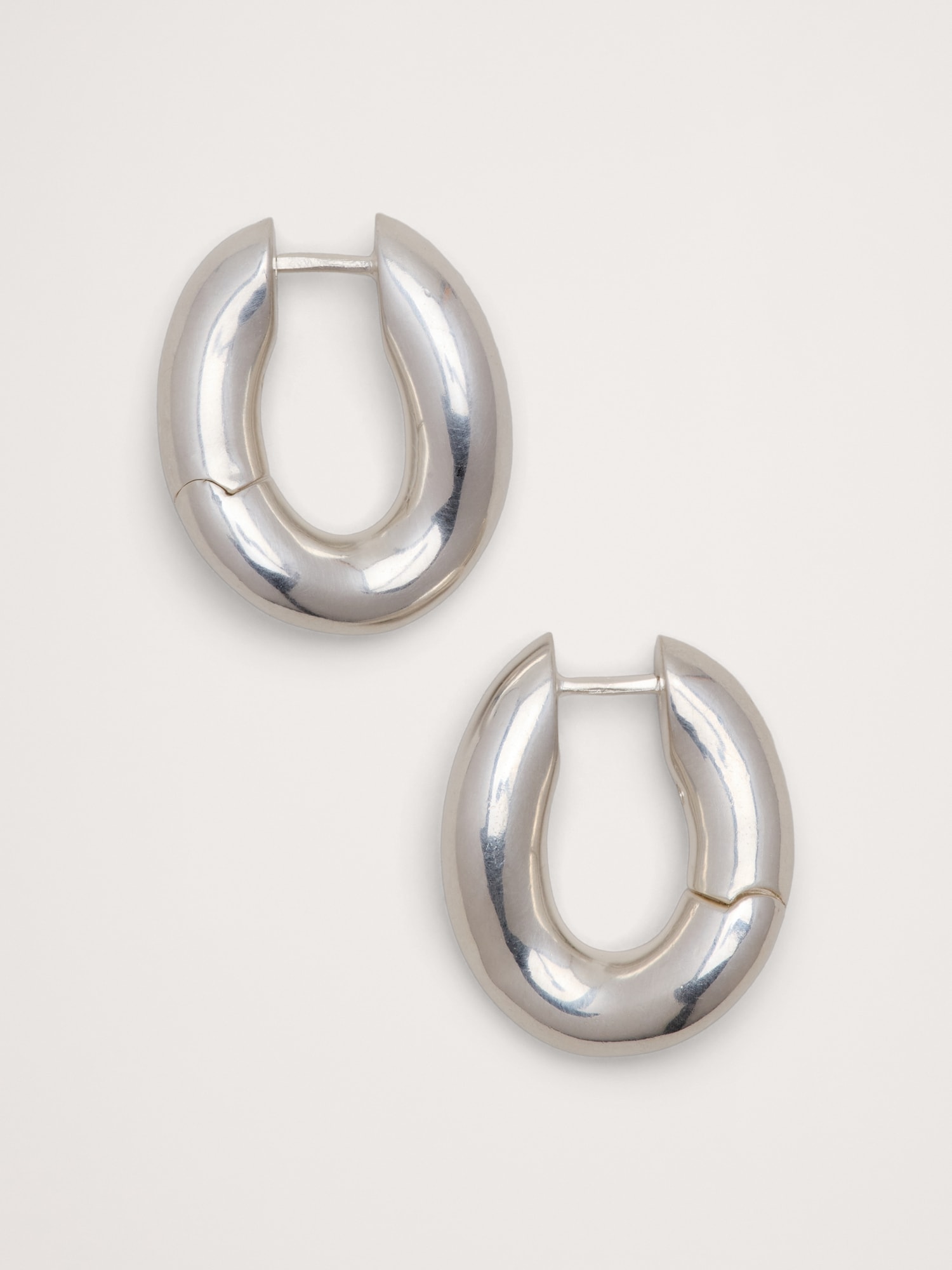 Curvy Hoop Earrings - Silver