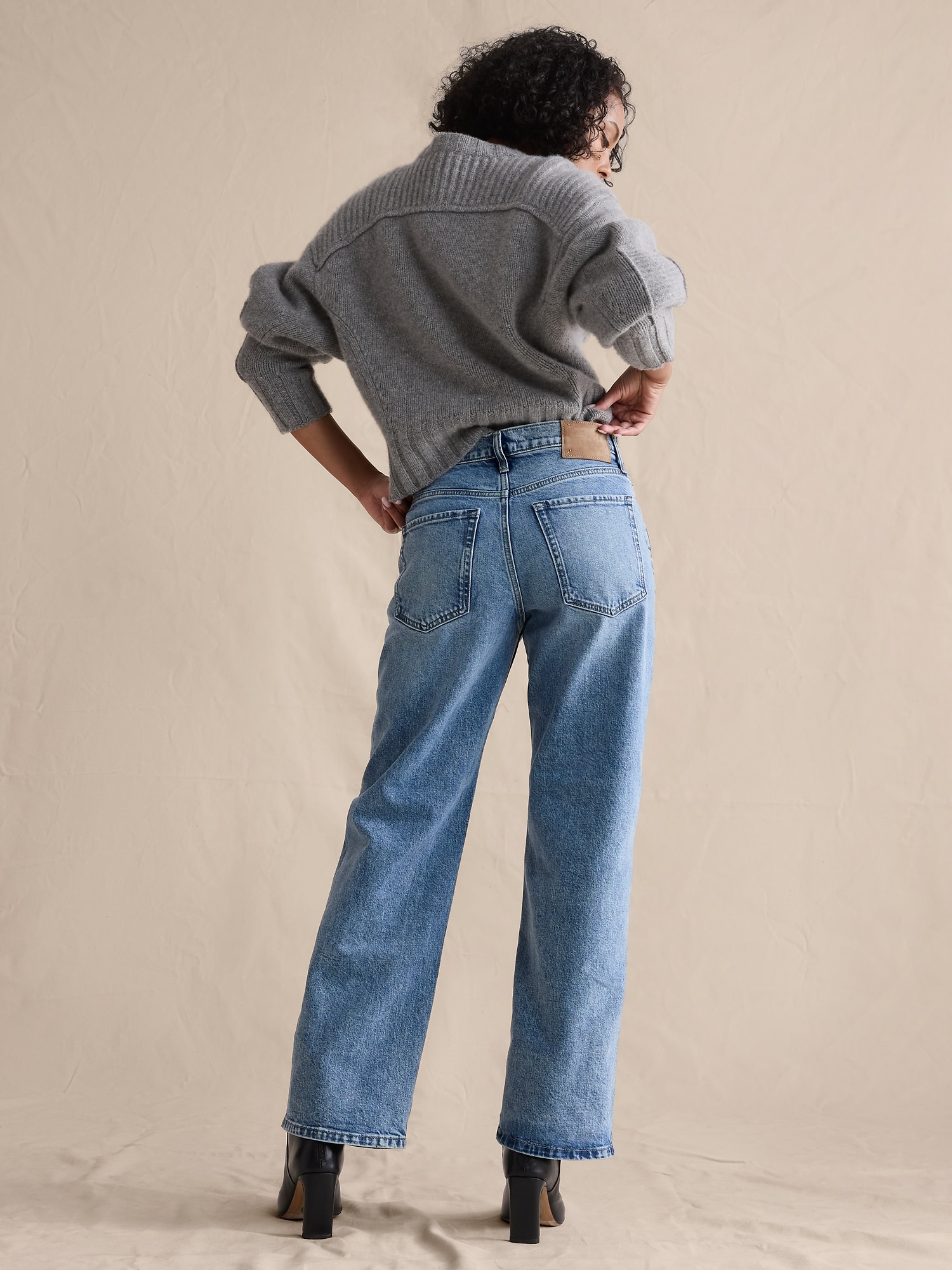 Image number 7 showing, Mid-Rise 90S Loose Jean
