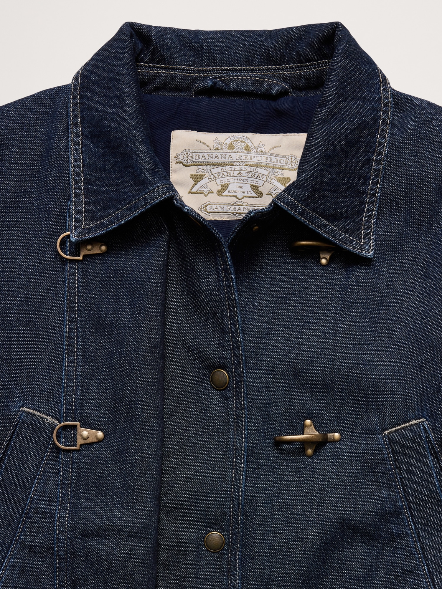 L'image numéro 6 présente Manteau de grange