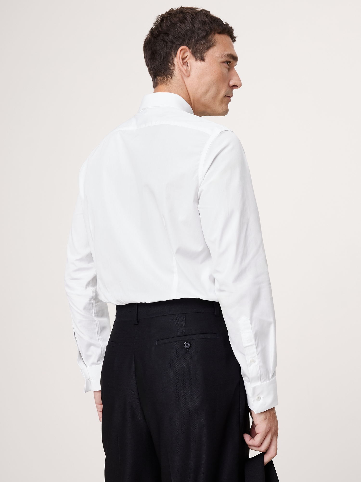 L'image numéro 3 présente Chemise smoking ajustée en popeline