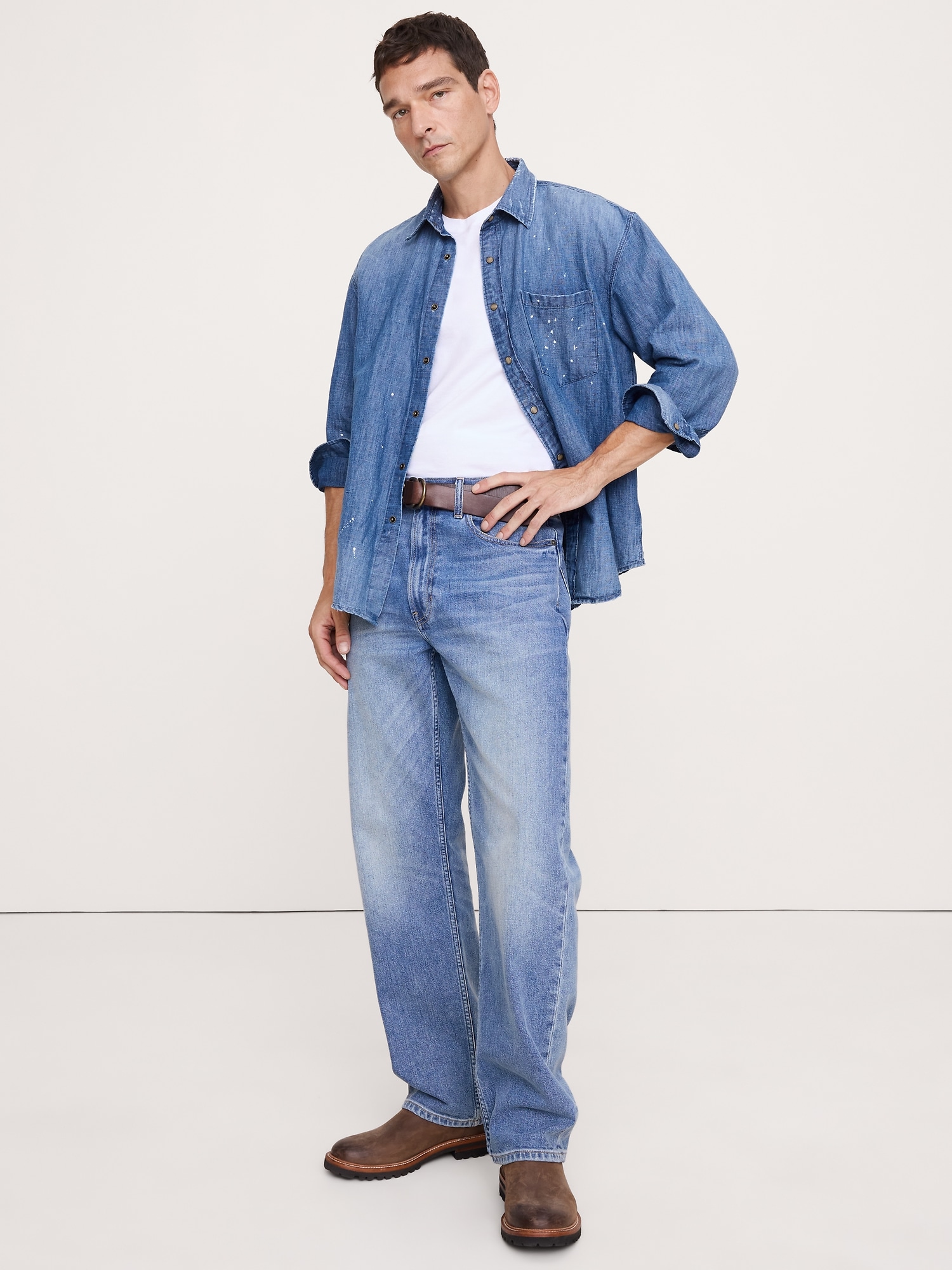 Chemise décontractée en chambray de coton et de chanvre à éclaboussures de peinture - Bleu Moyen