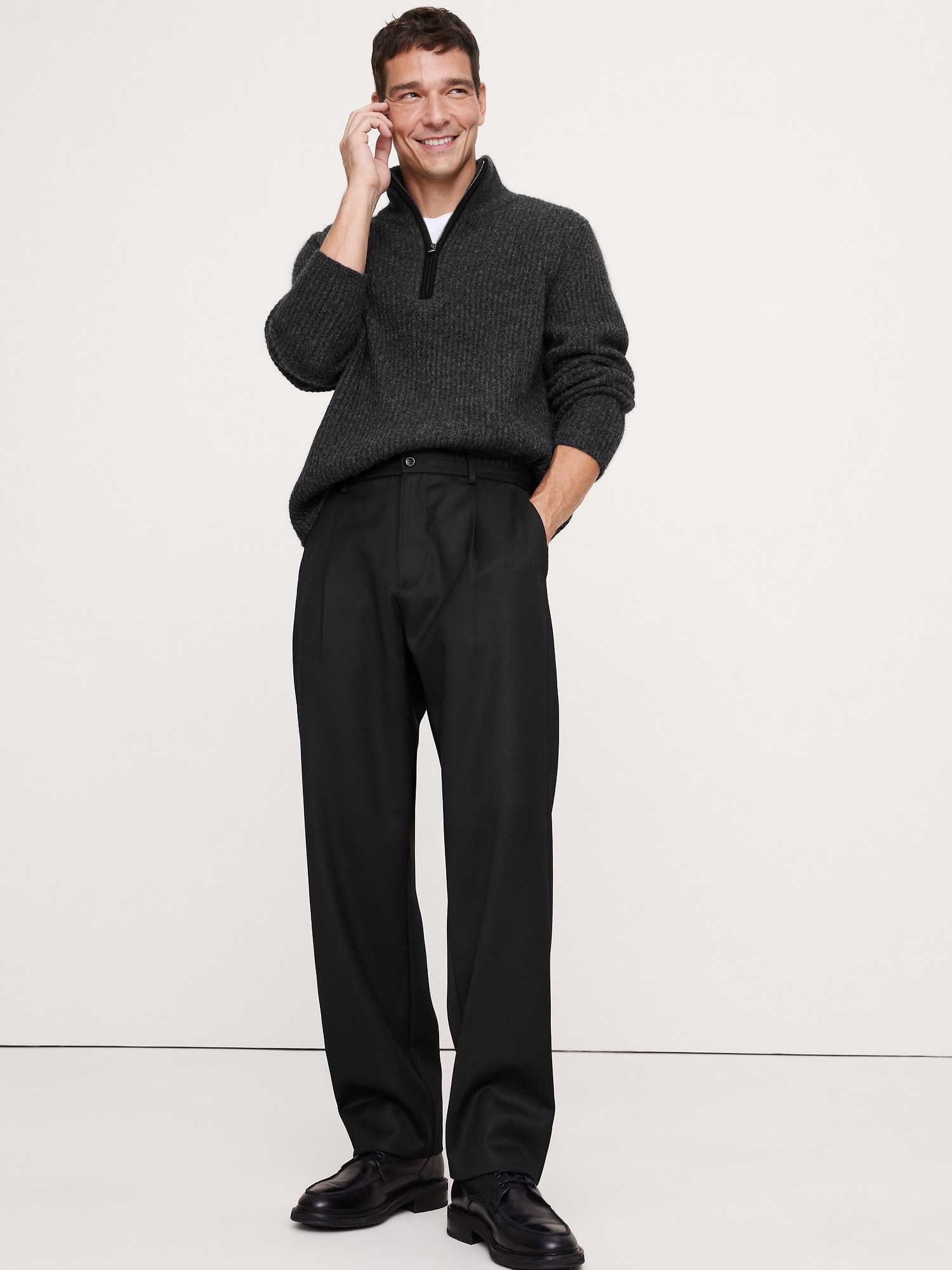 Pantalon habillé décontracté en sergé plissé à taille extensible - Noir