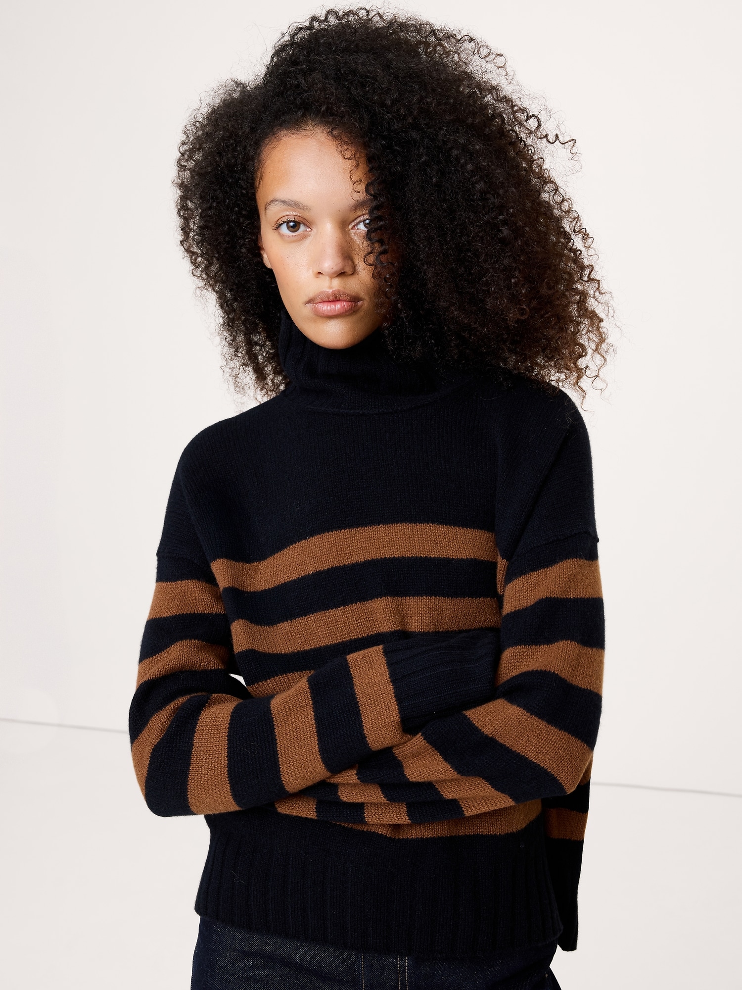 Relaxed Cashmere Turtleneck Sweater - Brown & Black Stripe