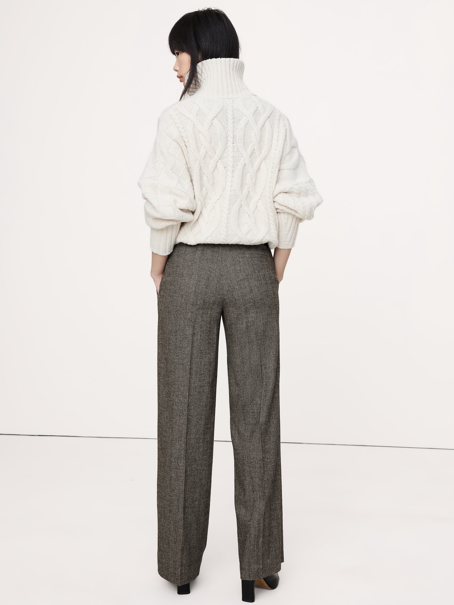 Image number 2 showing, Mid-Rise Wide-Leg Flannel Drawstring Pant