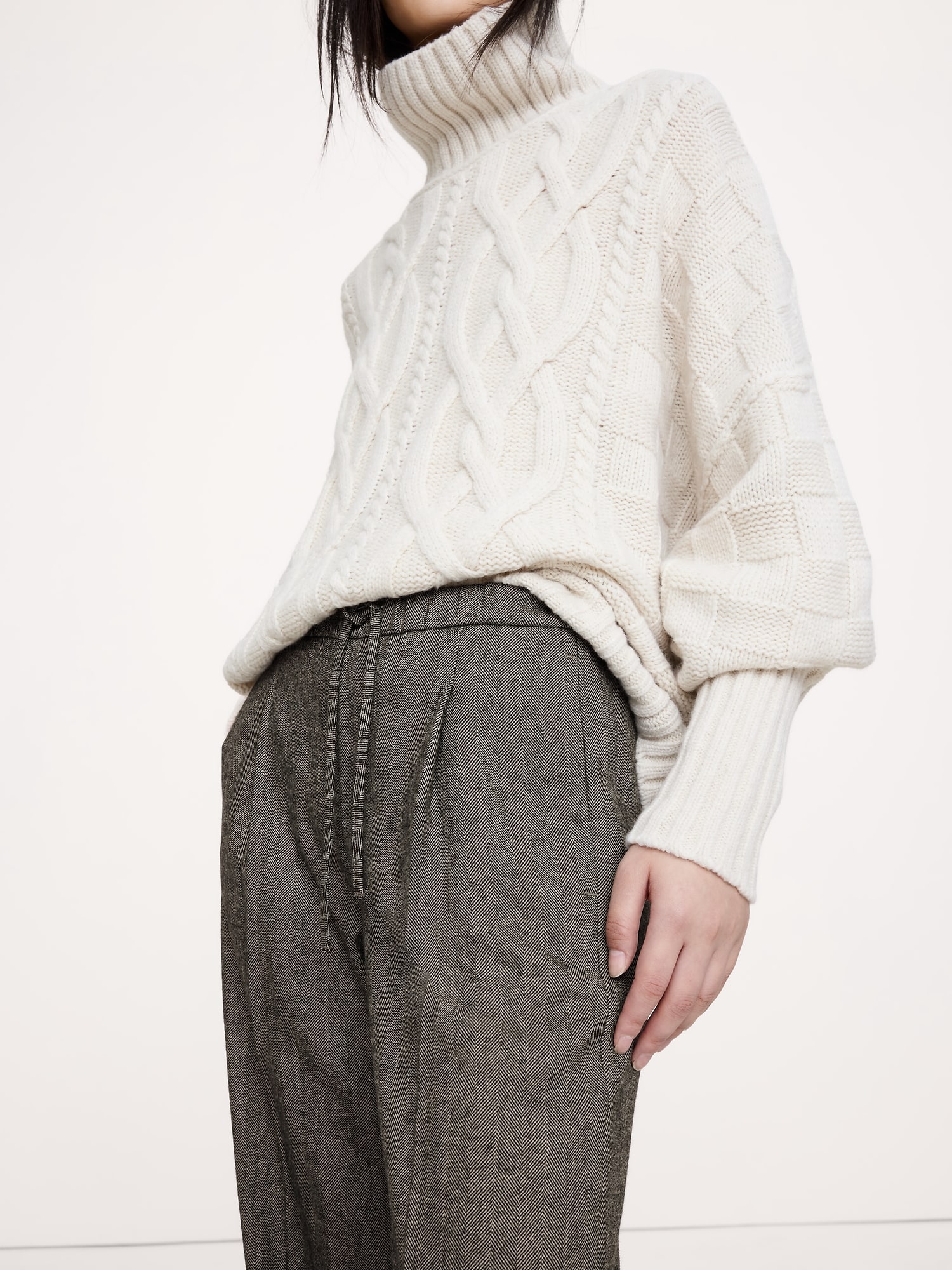 Image number 3 showing, Mid-Rise Wide-Leg Flannel Drawstring Pant