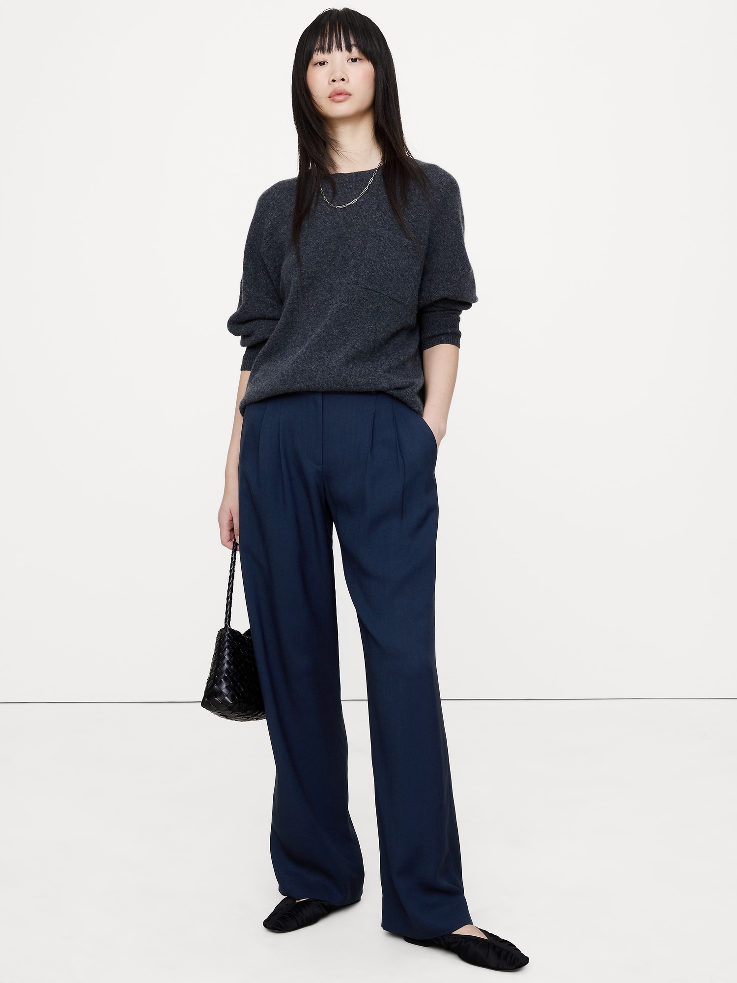 Soho Mid-Rise Pleated Wide-Leg Drapey Twill Pant - Navy Blue