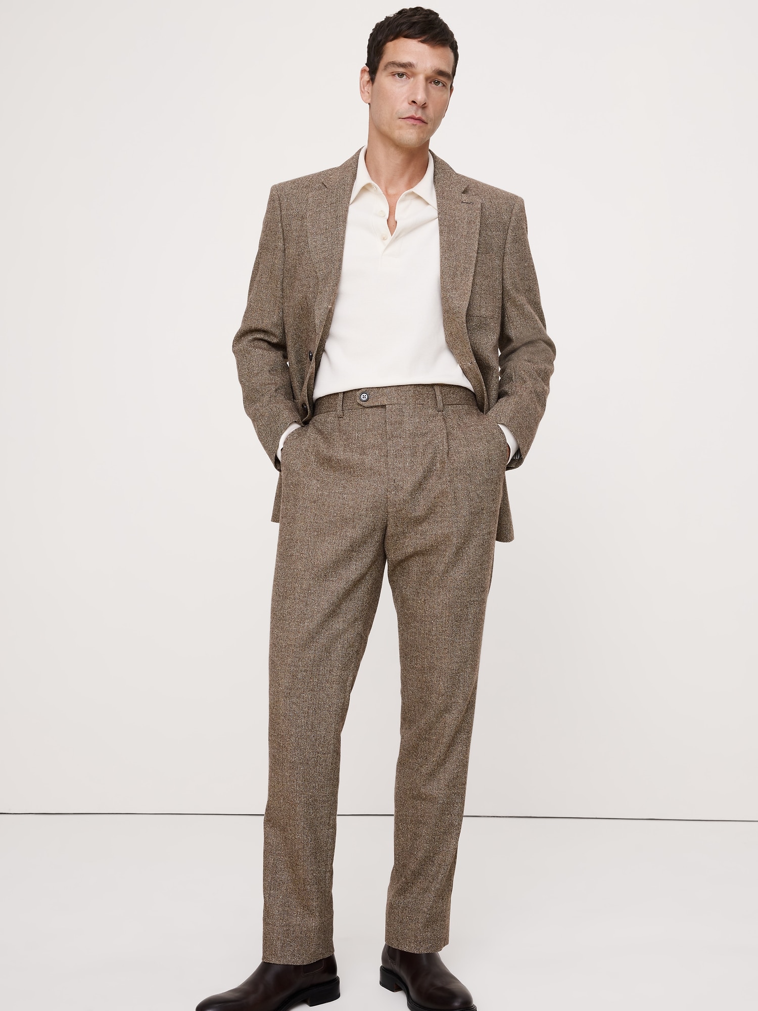 L'image numéro 6 présente Pantalon de complet en mélange de laine italien