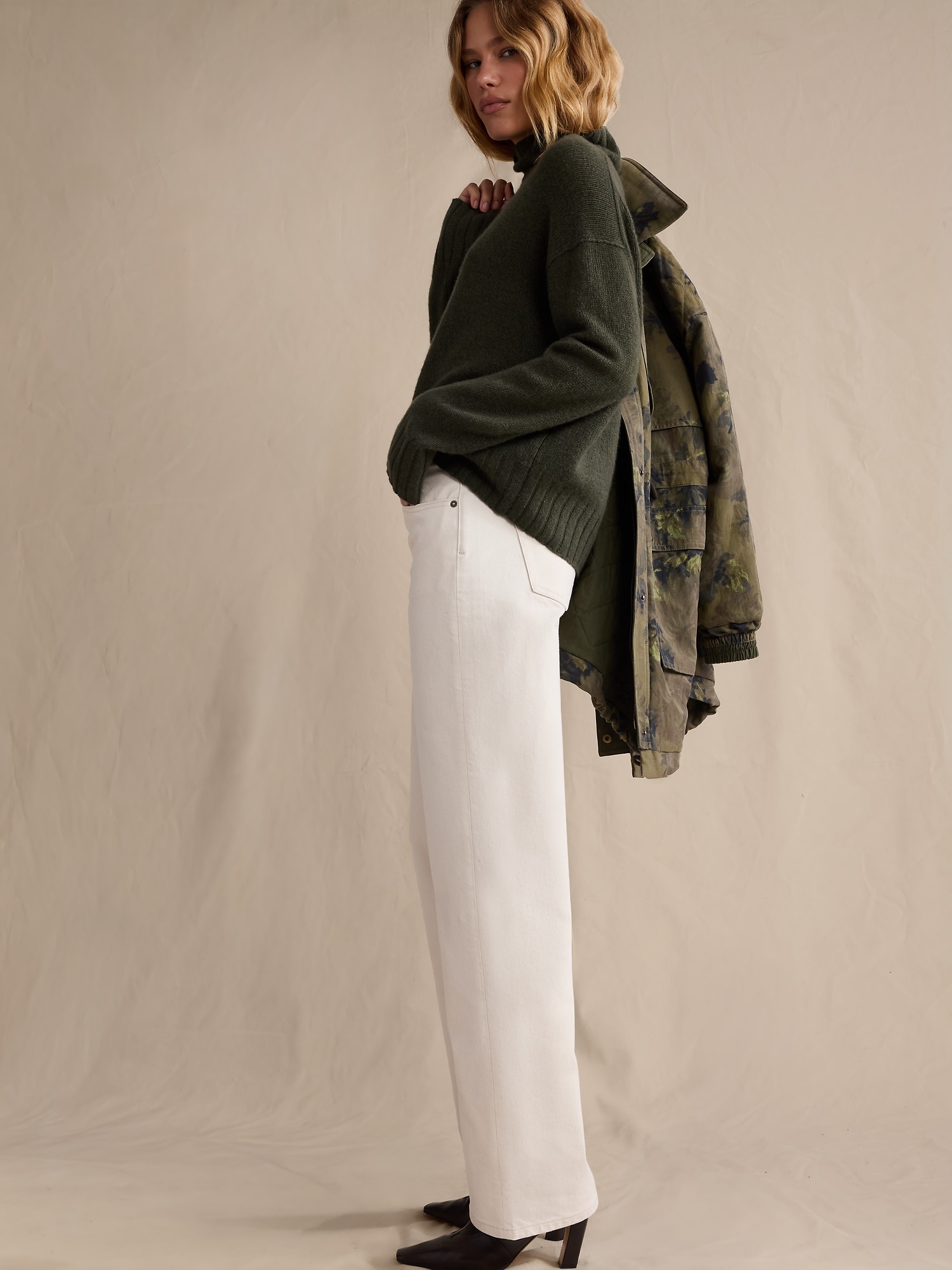 Image number 4 showing, Mid-Rise 90S Loose Jean