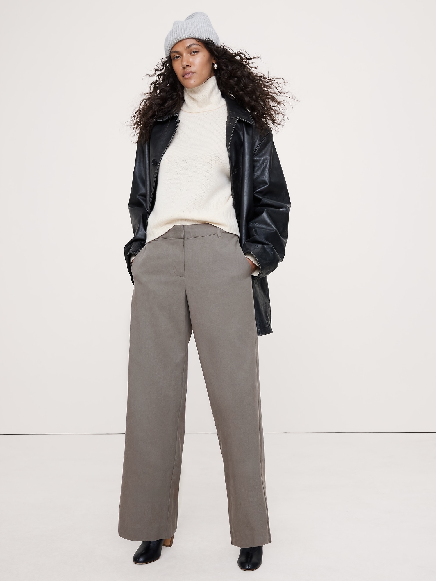 The Everyday Wide-Leg Pant - Mushroom Taupe
