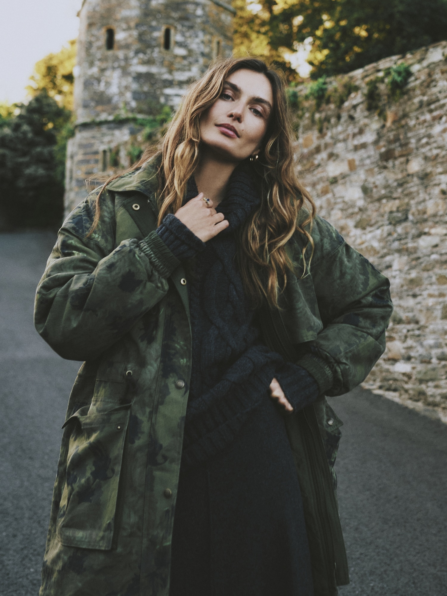 L'image numéro 8 présente Parka matelassé à imprimé floral