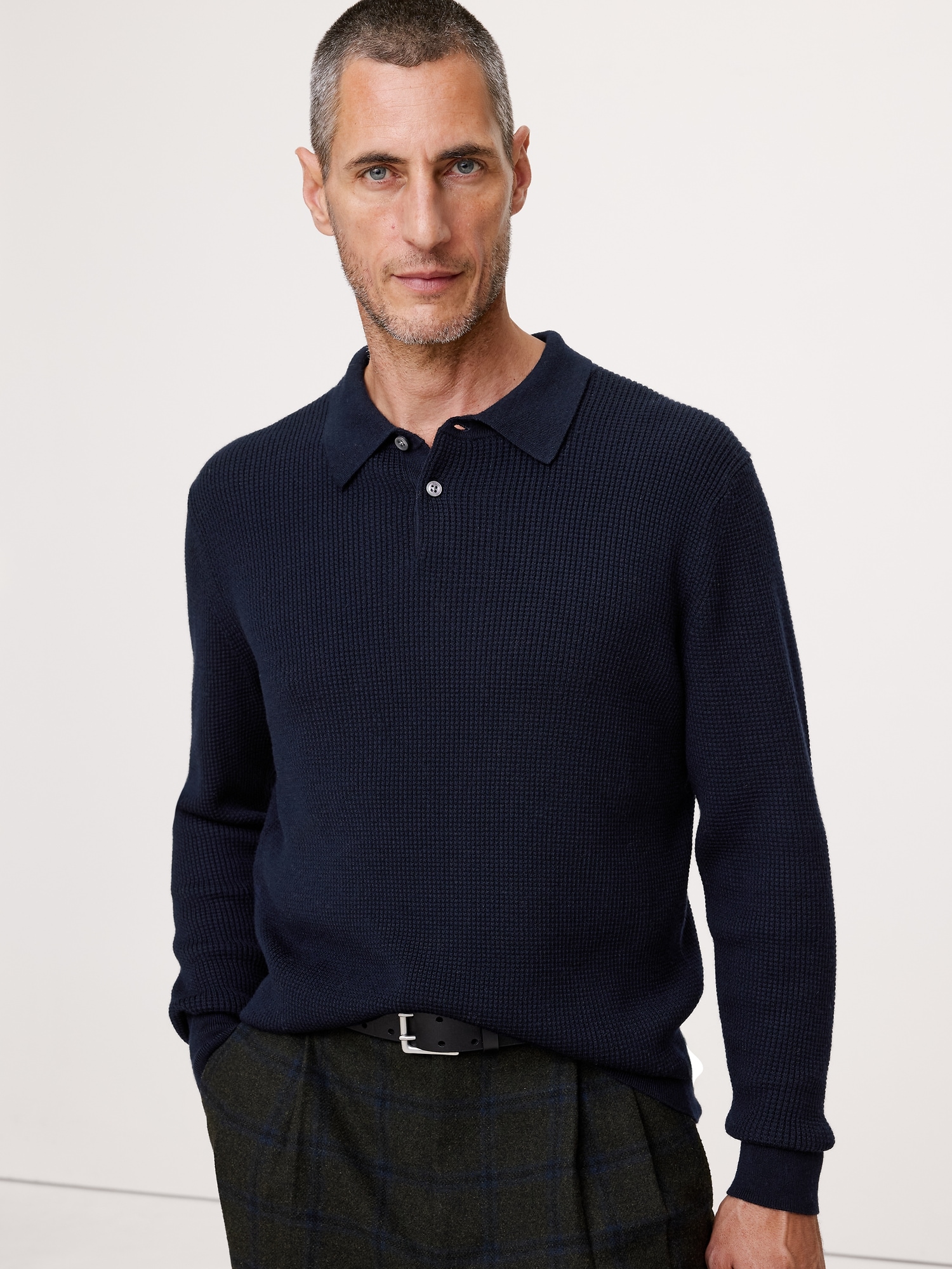 Chandail à col polo en tricot de laine mérinos gaufré - Bleu Marine