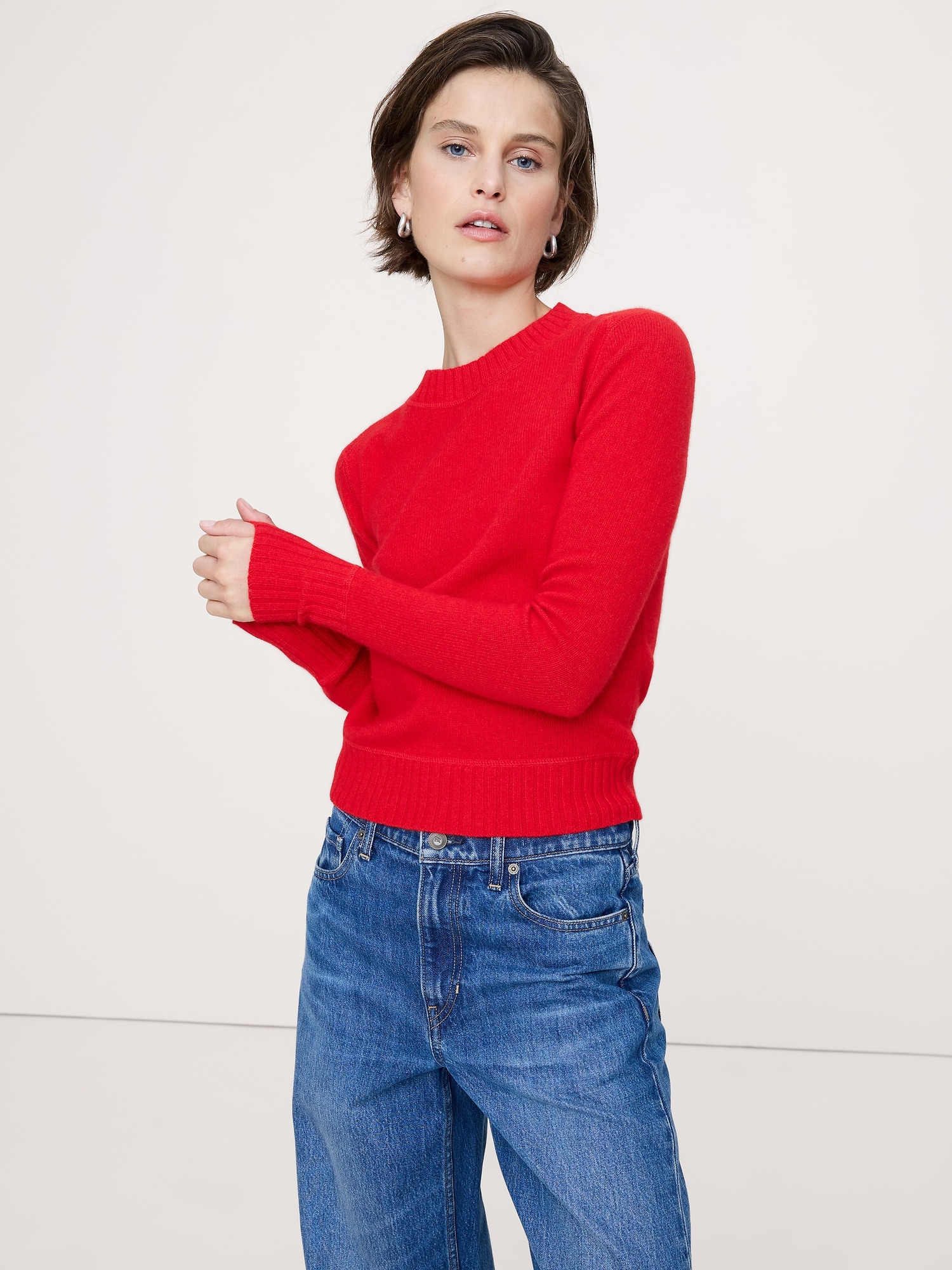 Merino-Cotton Crew-Neck Sweater - Holly Berry Red