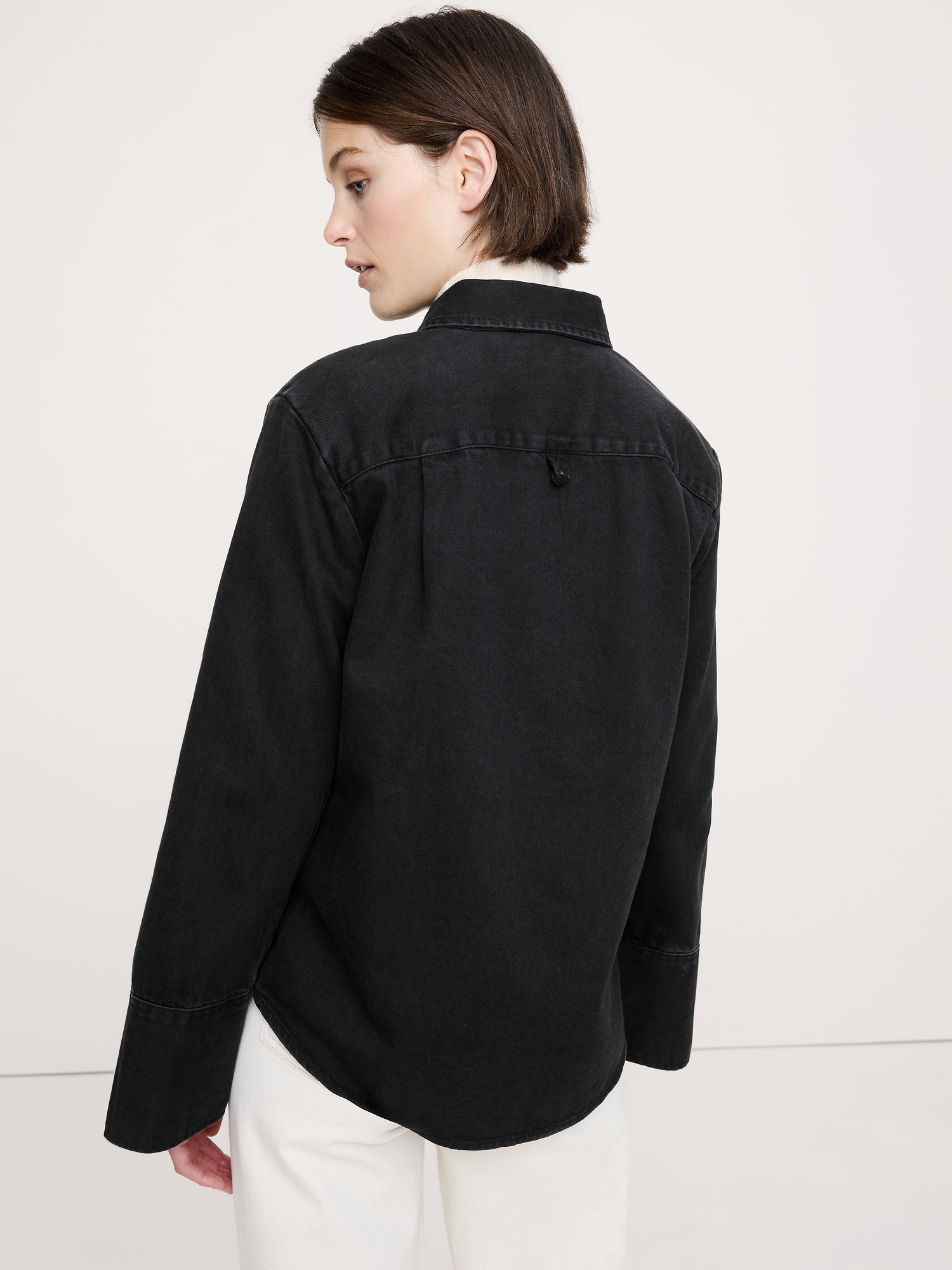 L'image numéro 3 présente Chemise en denim à manches boutonnées