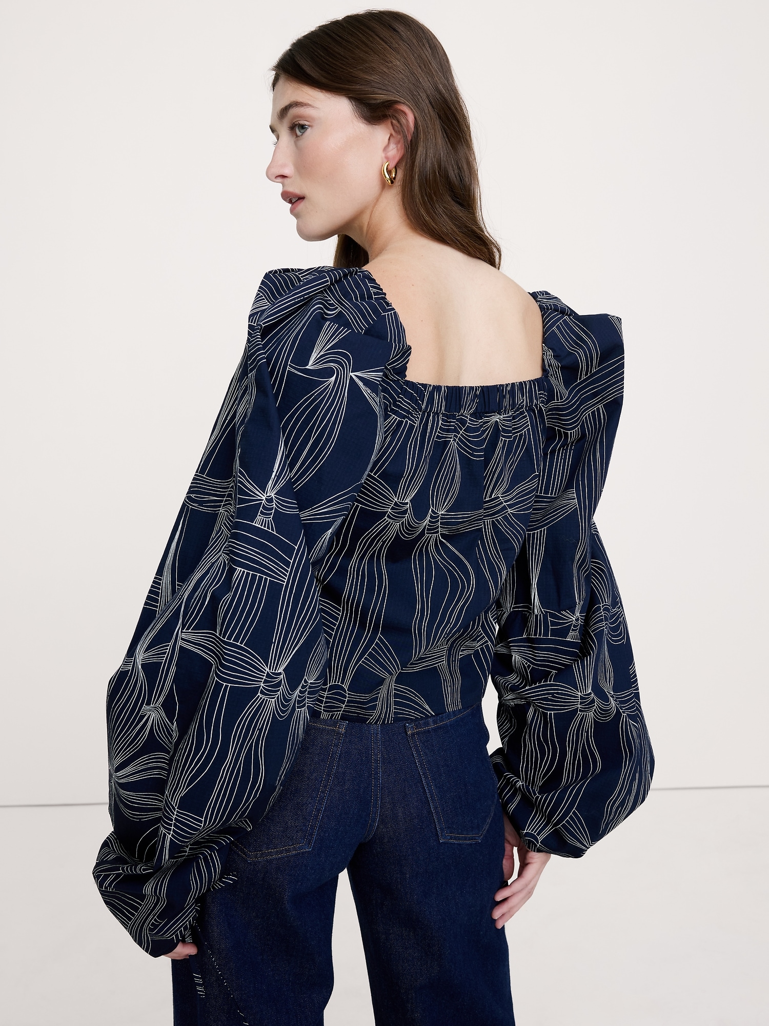 L'image numéro 2 présente Haut en coton extensible à encolure carrée