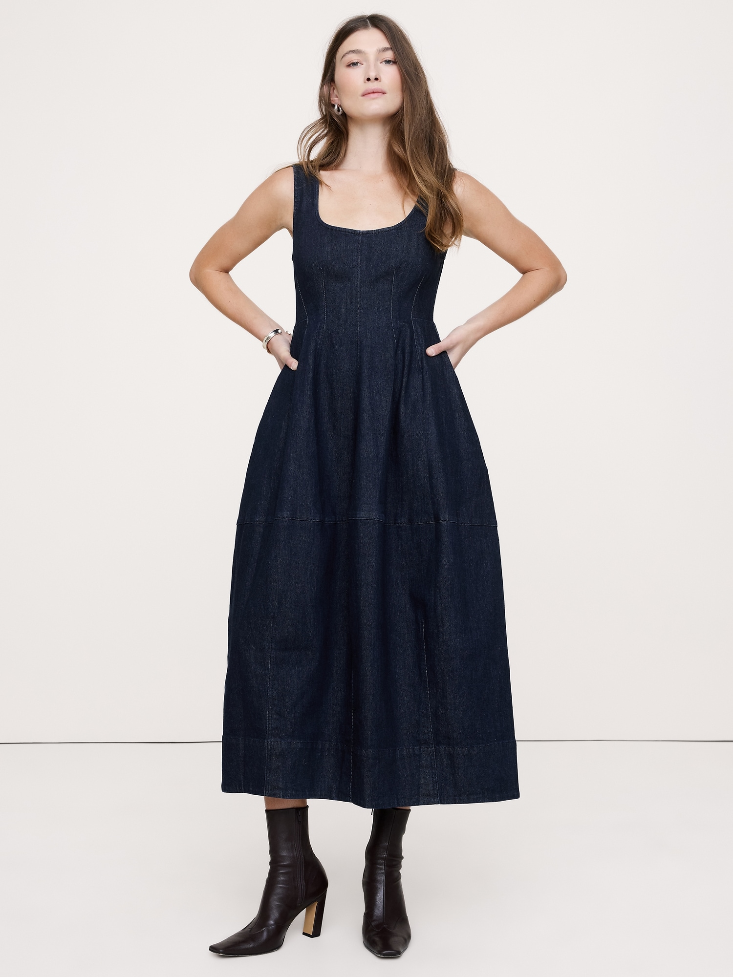 ROBE MI-LONGUE COUPE BARIL EN DENIM