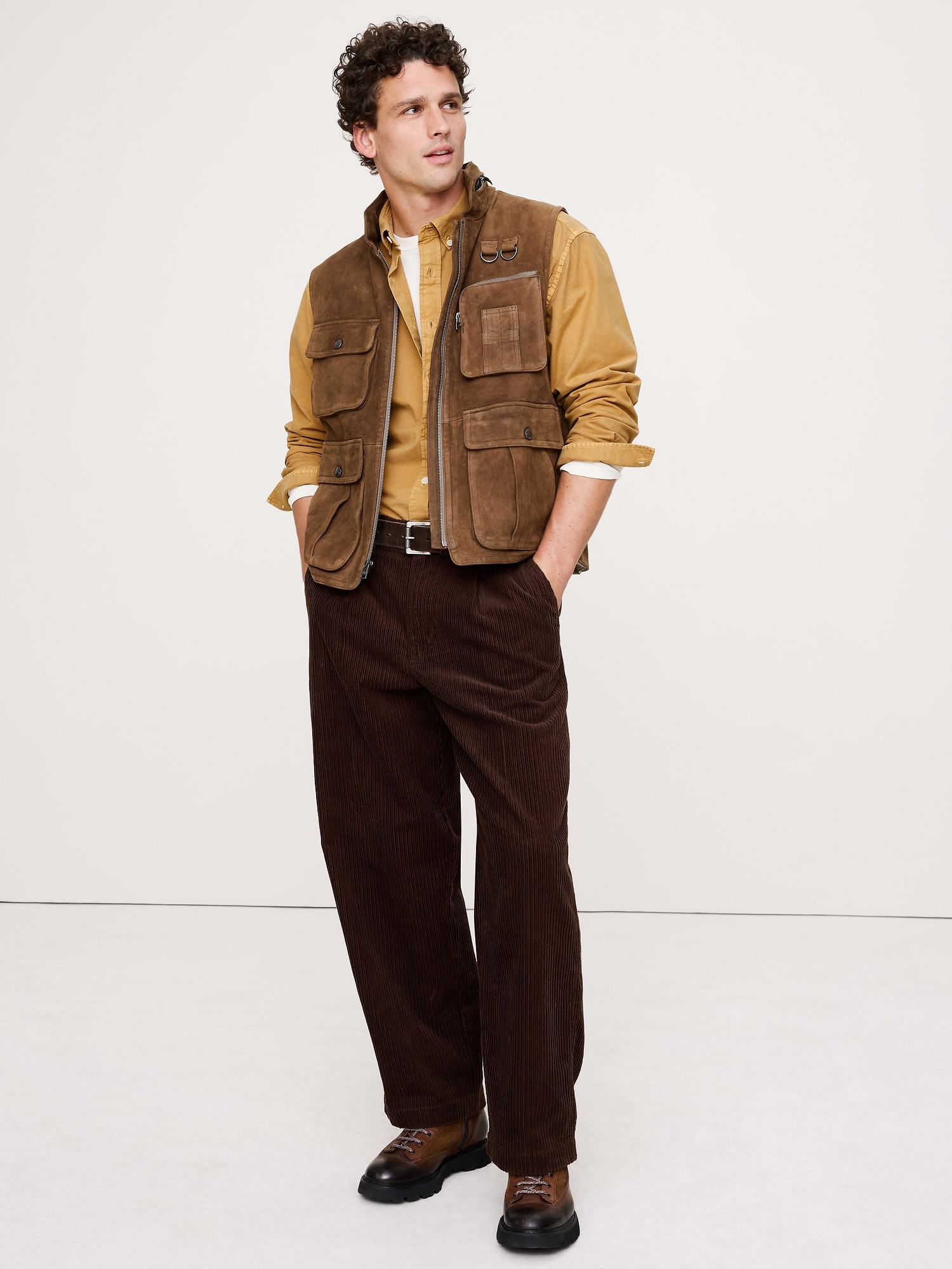 L'image numéro 3 présente Chemise oxford décontractée teinte en plongée