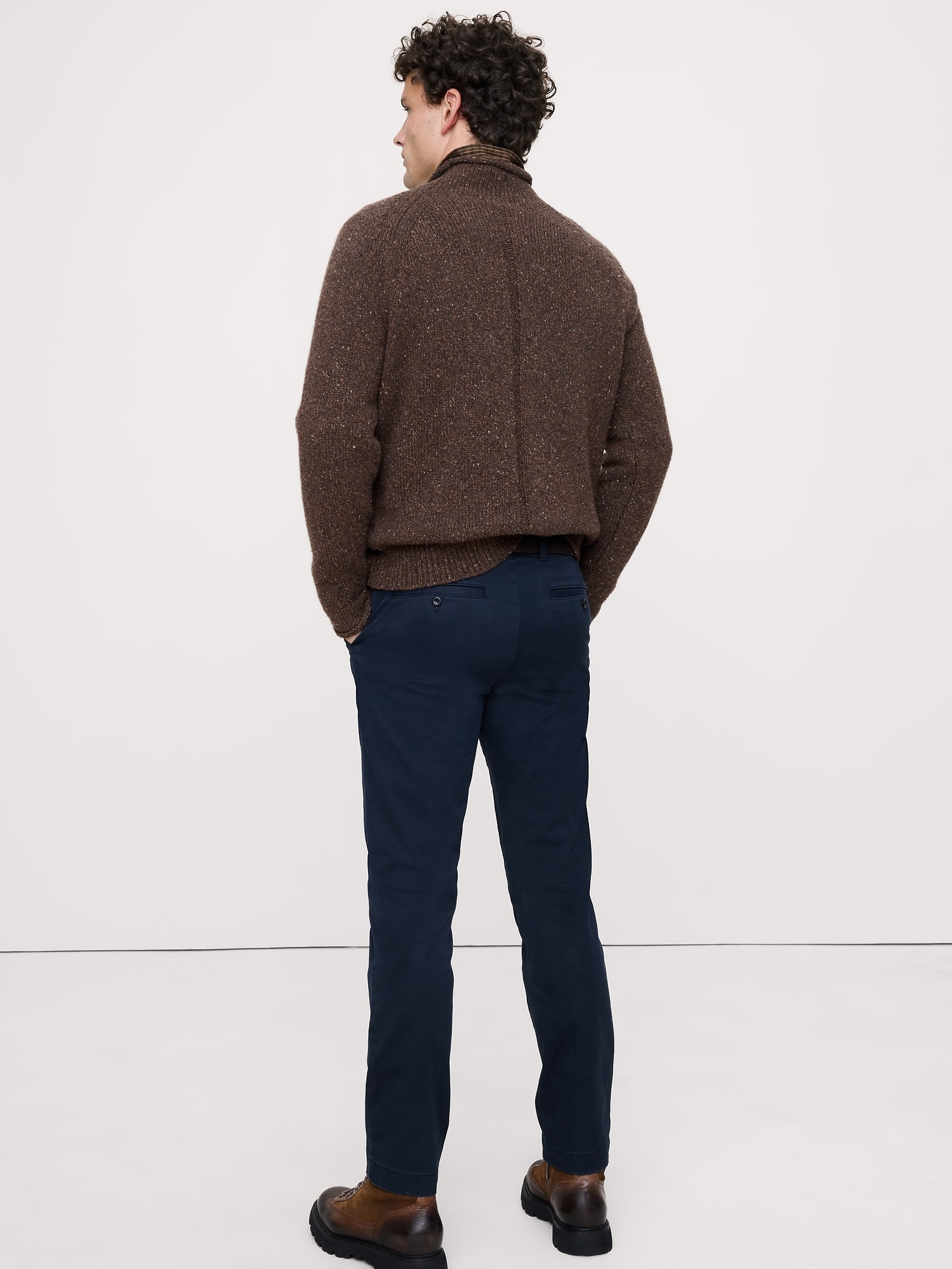 L'image numéro 5 présente Chino étroit rodé