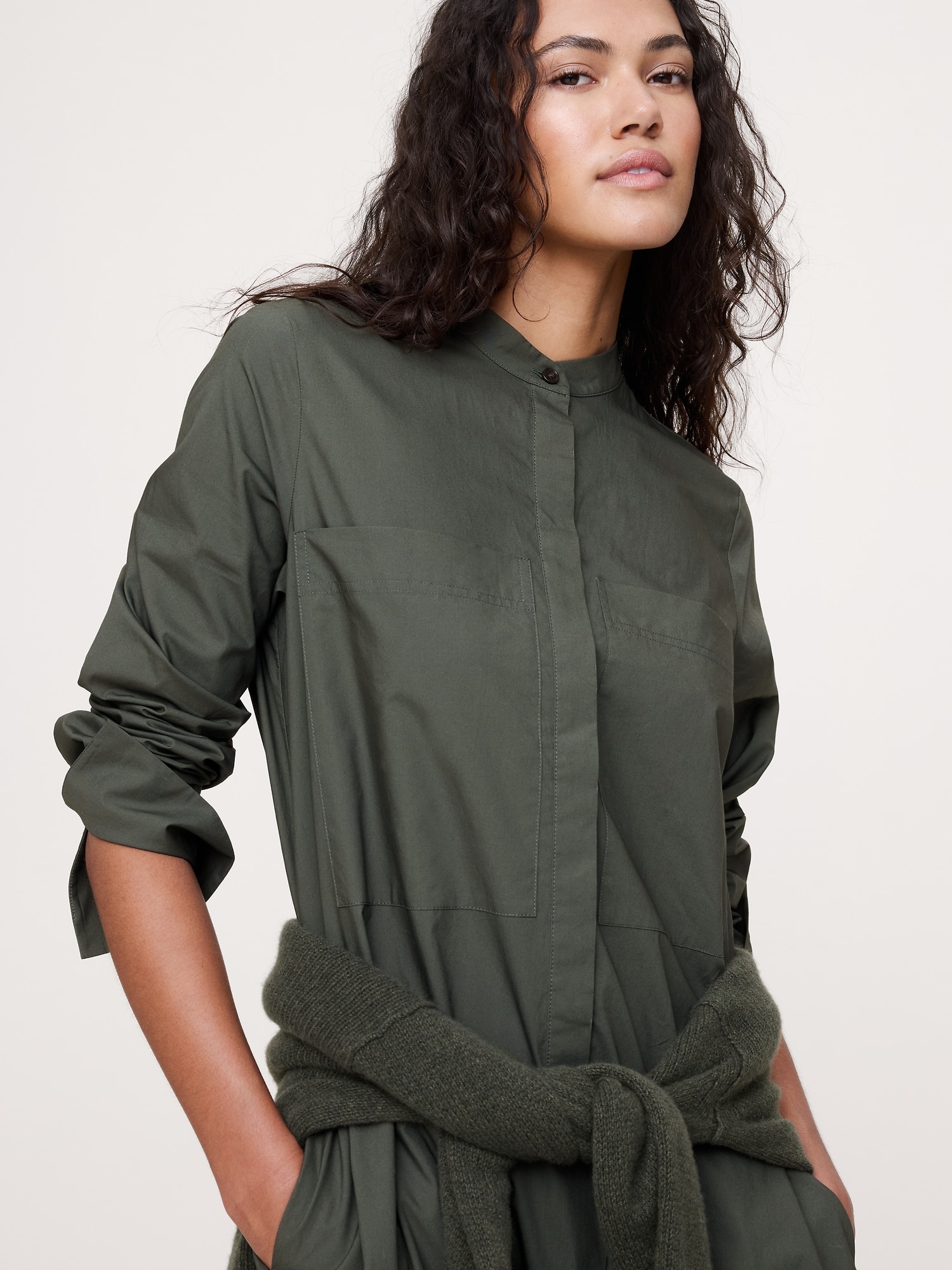 L'image numéro 3 présente Robe-chemisier trapèze en coton