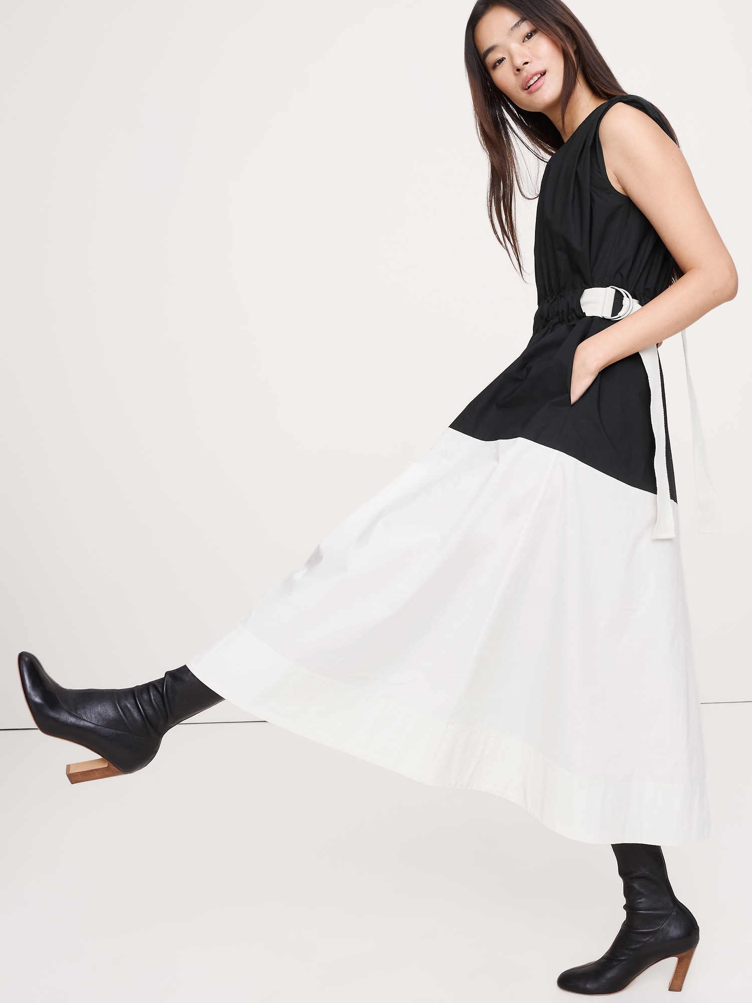 Image number 4 showing, Color-Blocked Cotton Poplin Midi Dress