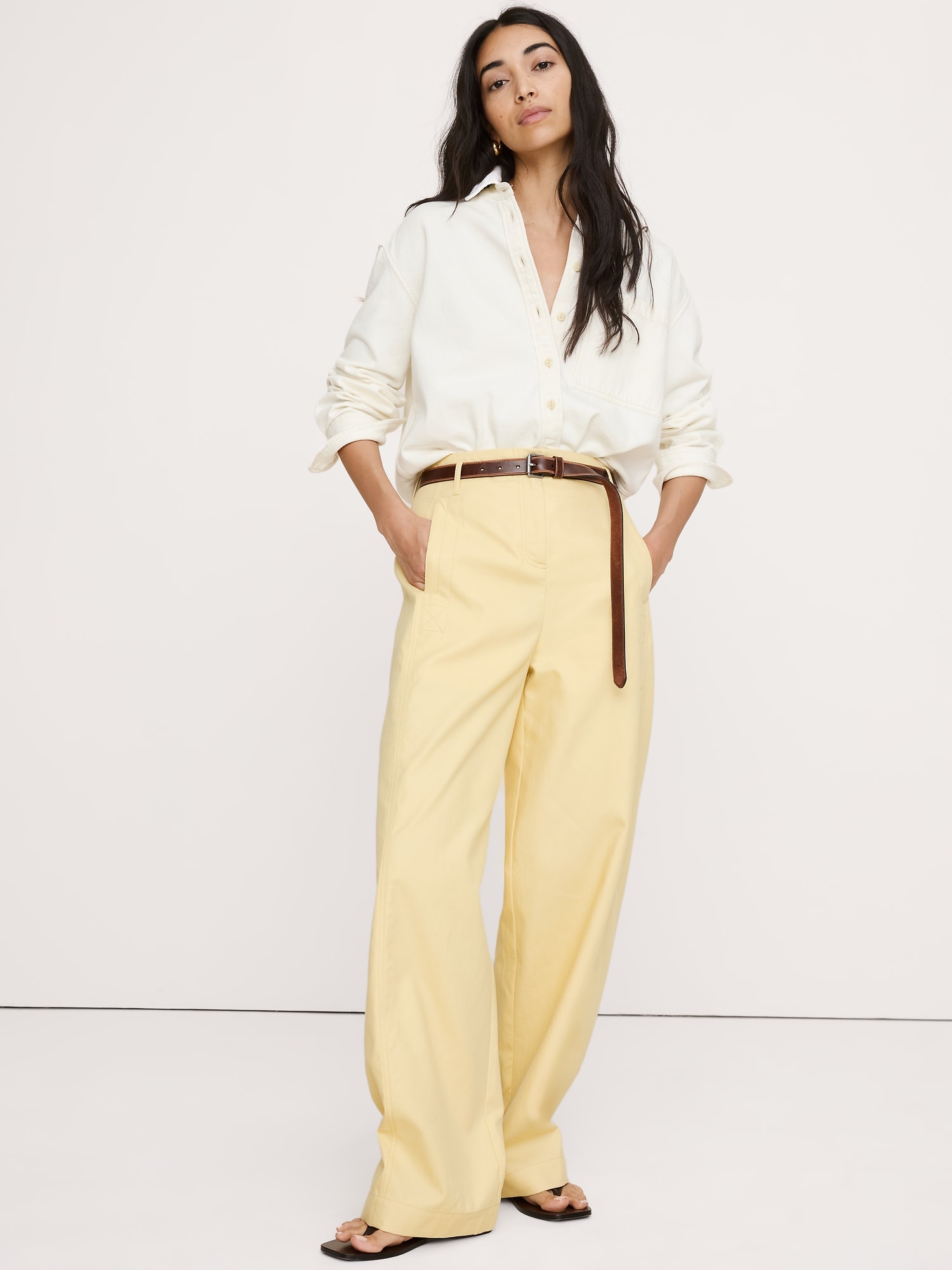 CHINO DOUX À TAILLE TRÈS HAUTE JAMBE BARIL