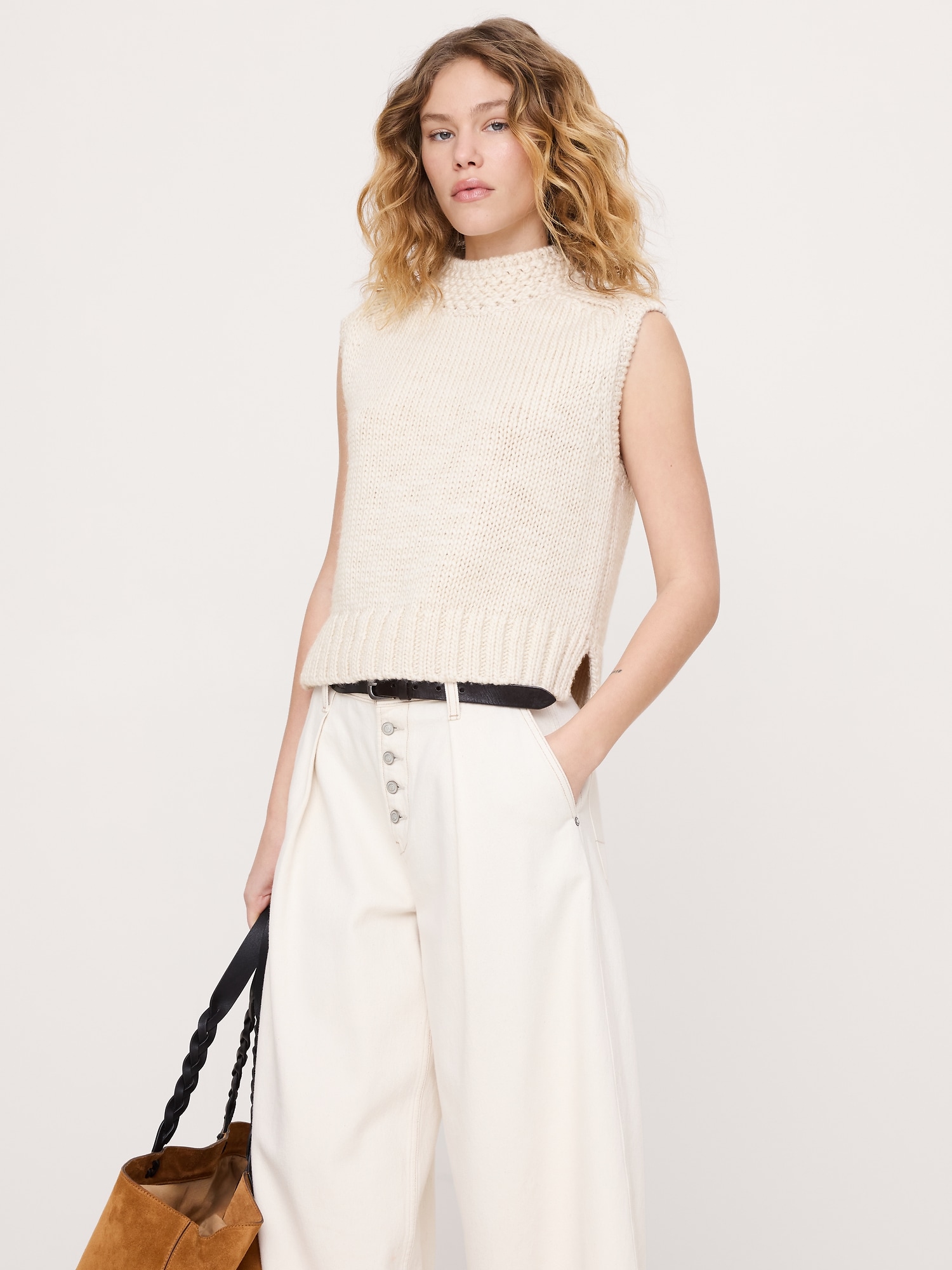 CHANDAIL SANS MANCHES EN LAINE