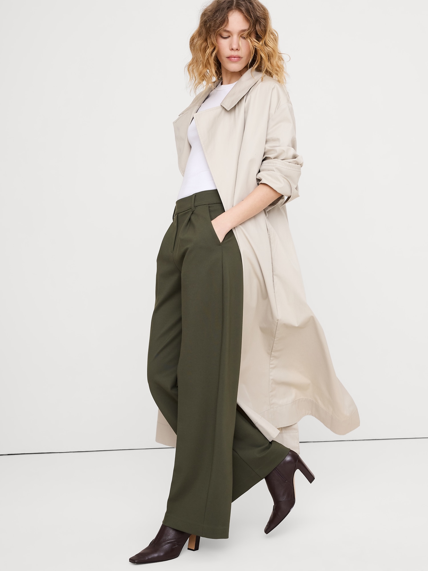 Image number 8 showing, High-Rise Wide-Leg Drapey Ponte Pull-On Pant