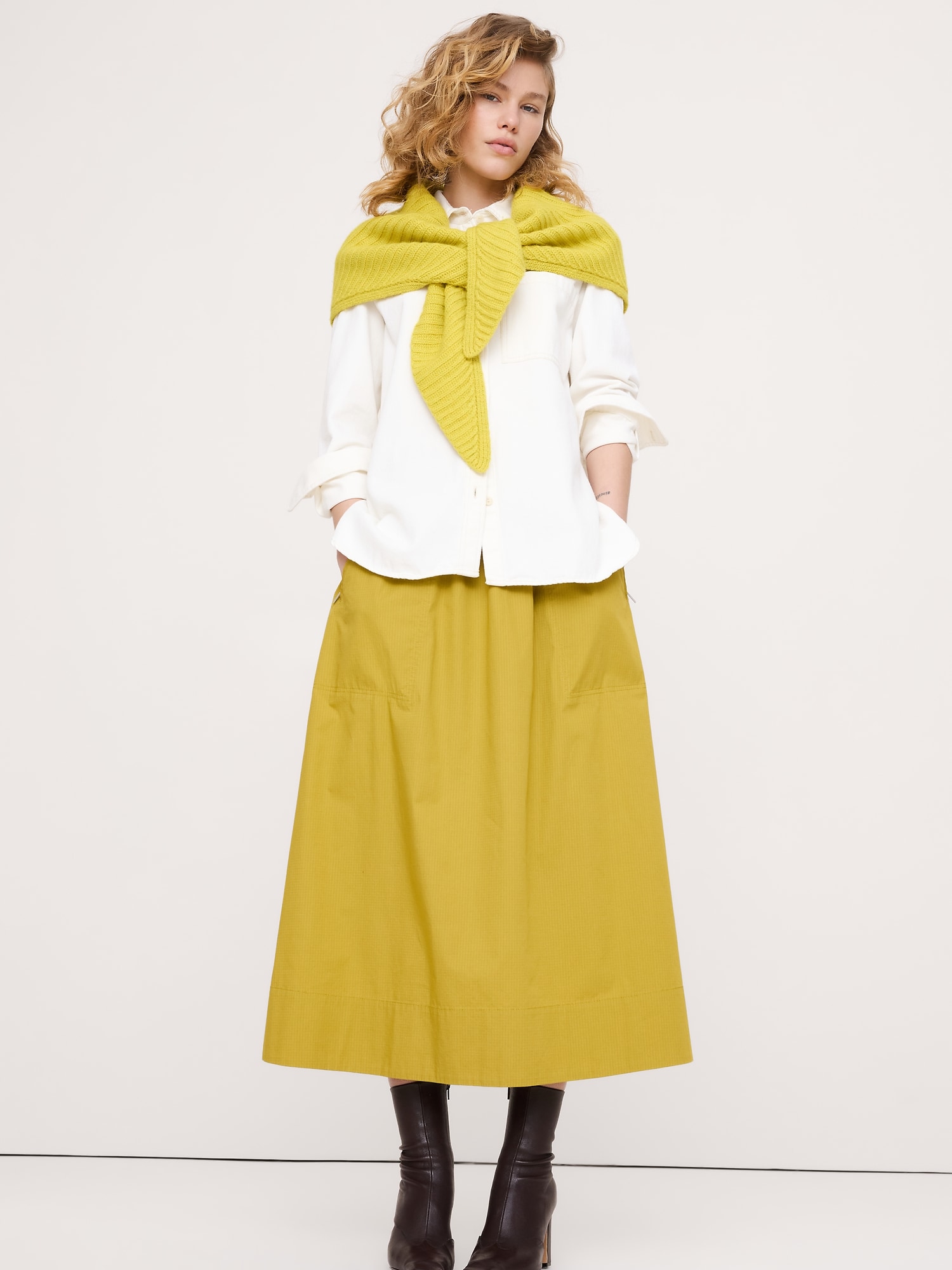 Image number 3 showing, Merino-Cotton Triangle Scarf