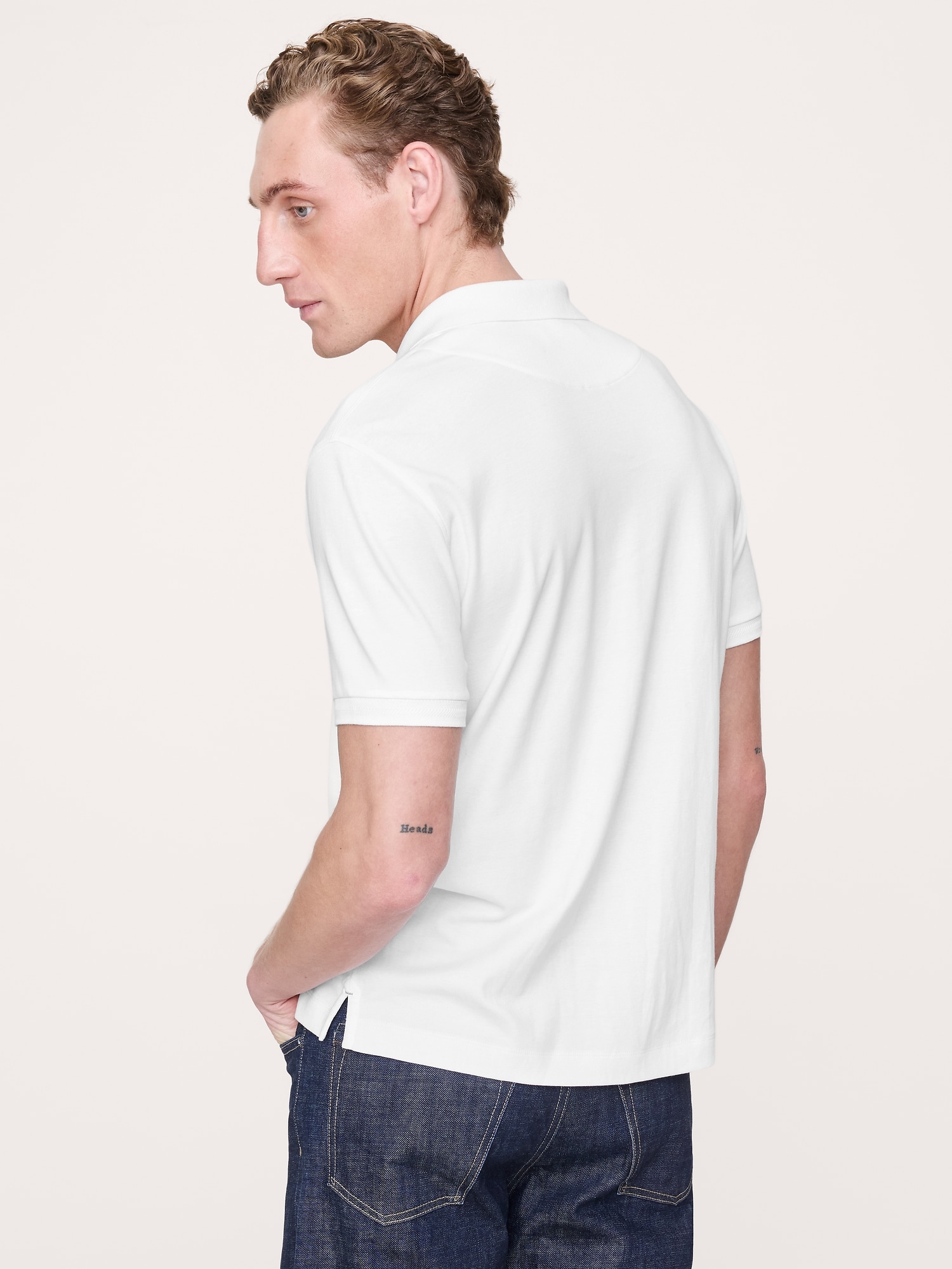 L'image numéro 3 présente Polo luxueux