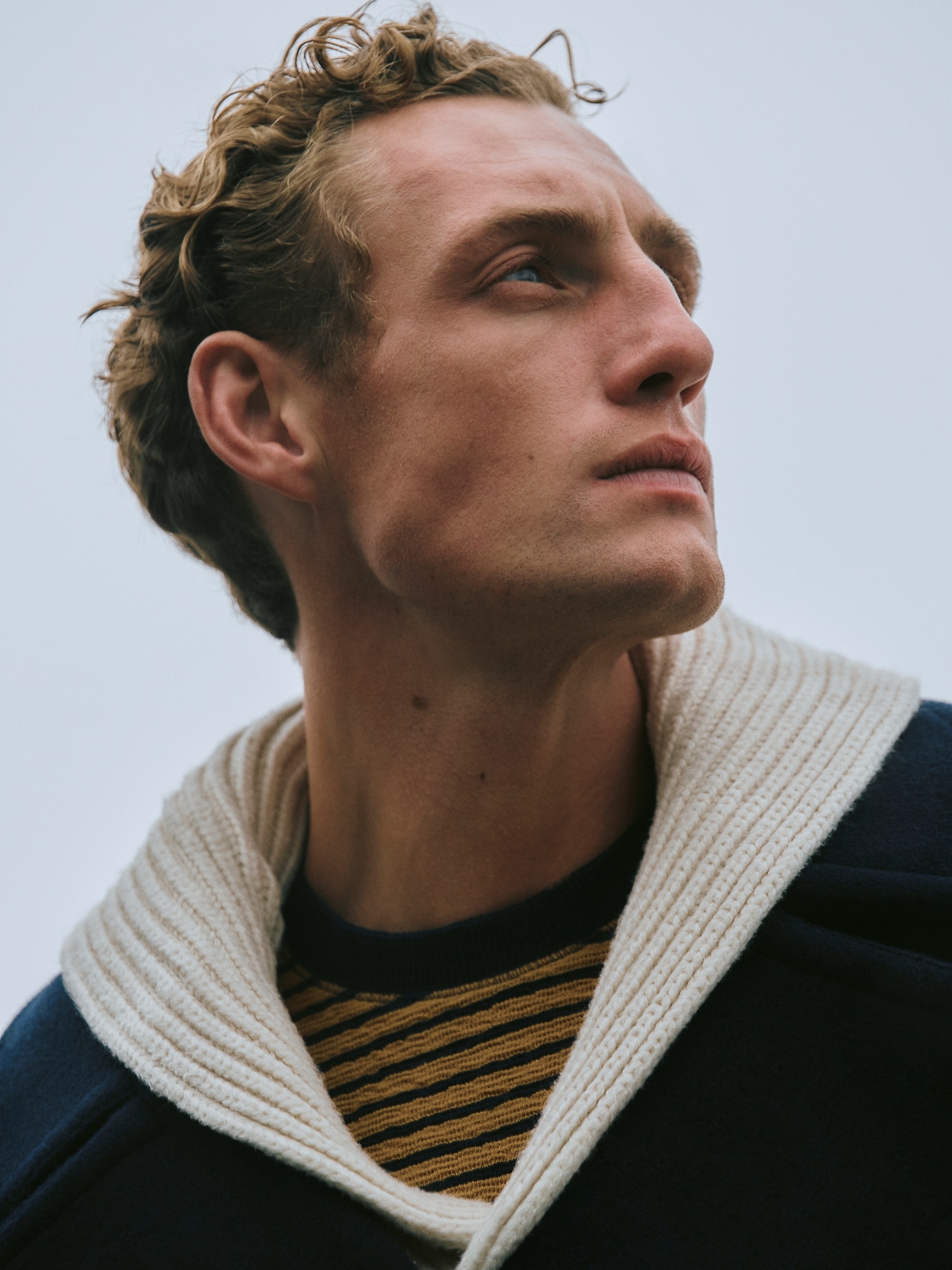 L'image numéro 2 présente Chandail côtelé à col châle