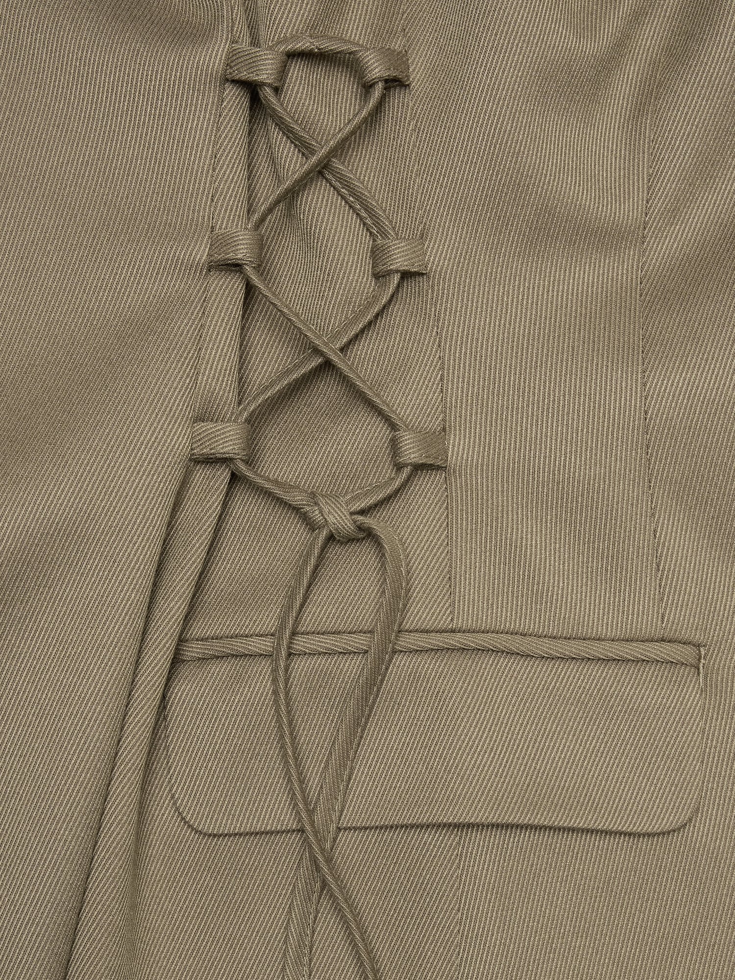 L'image numéro 7 présente Blazer corset à silhouette sablier