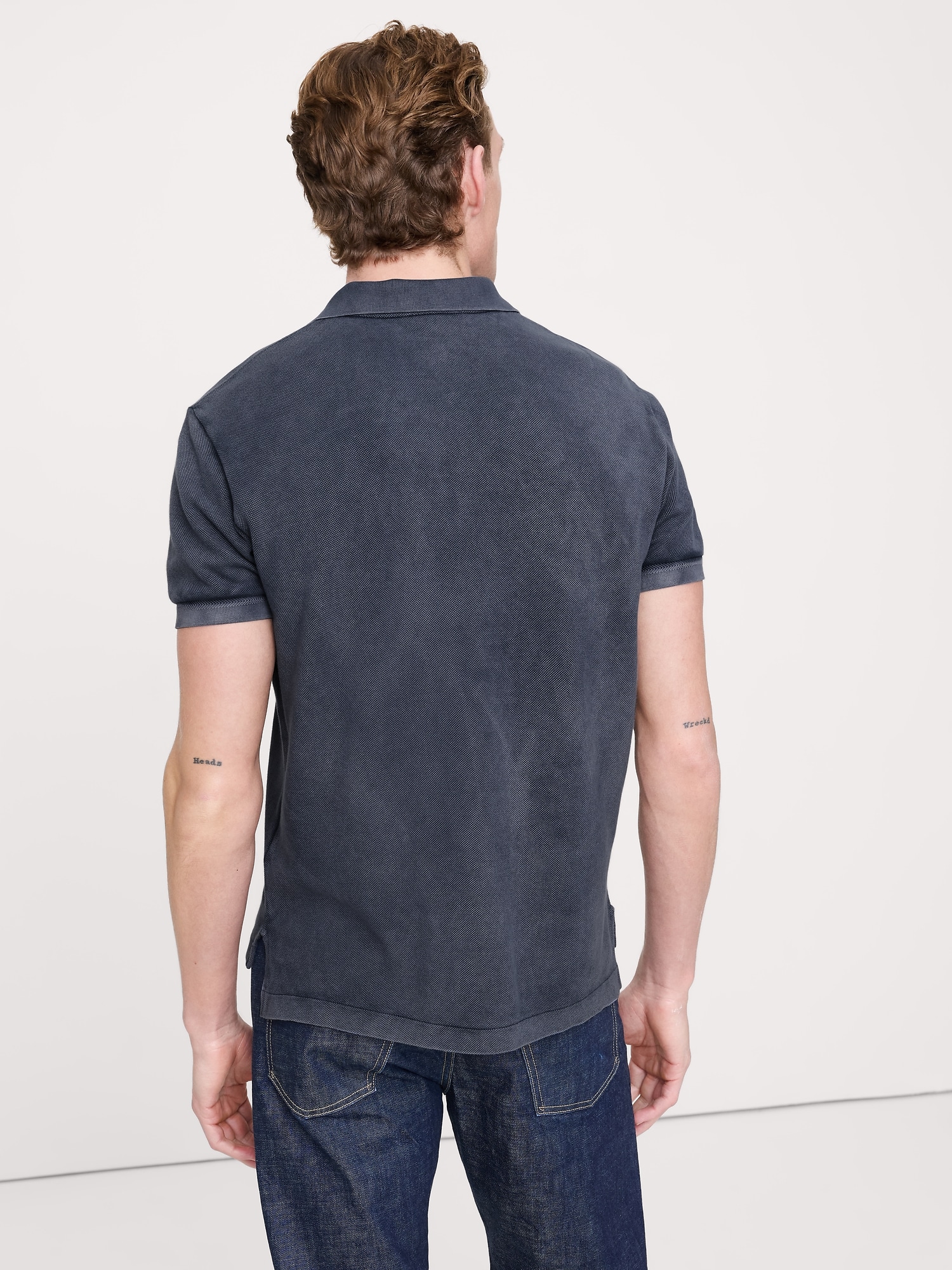 L'image numéro 2 présente Polo en piqué délavé au soleil