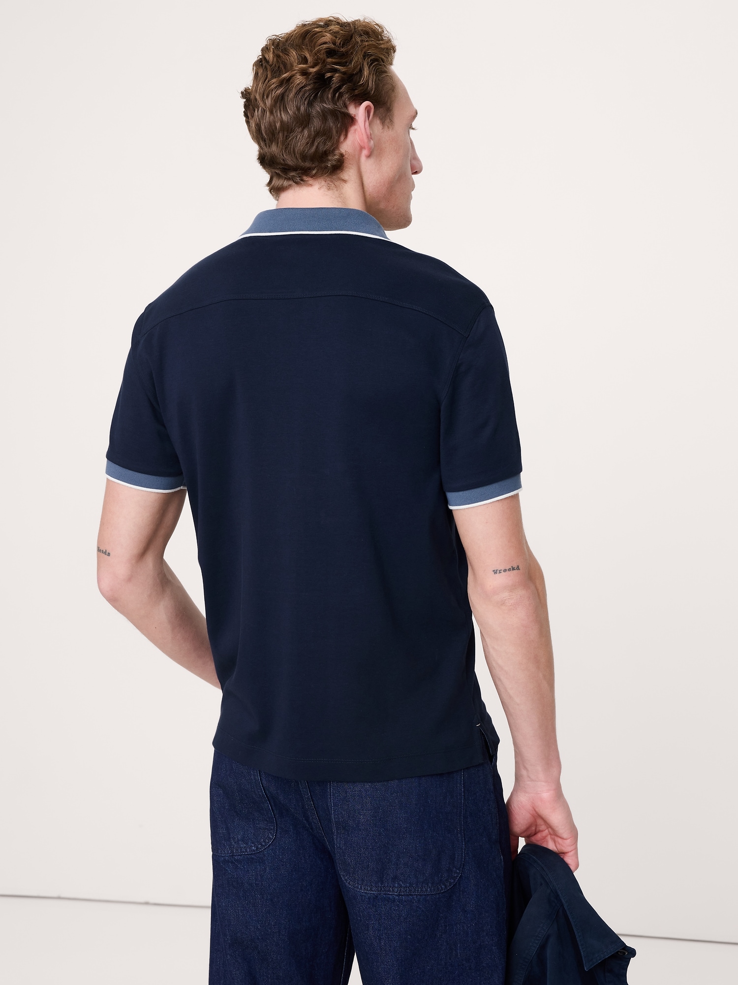 L'image numéro 5 présente Polo luxueux