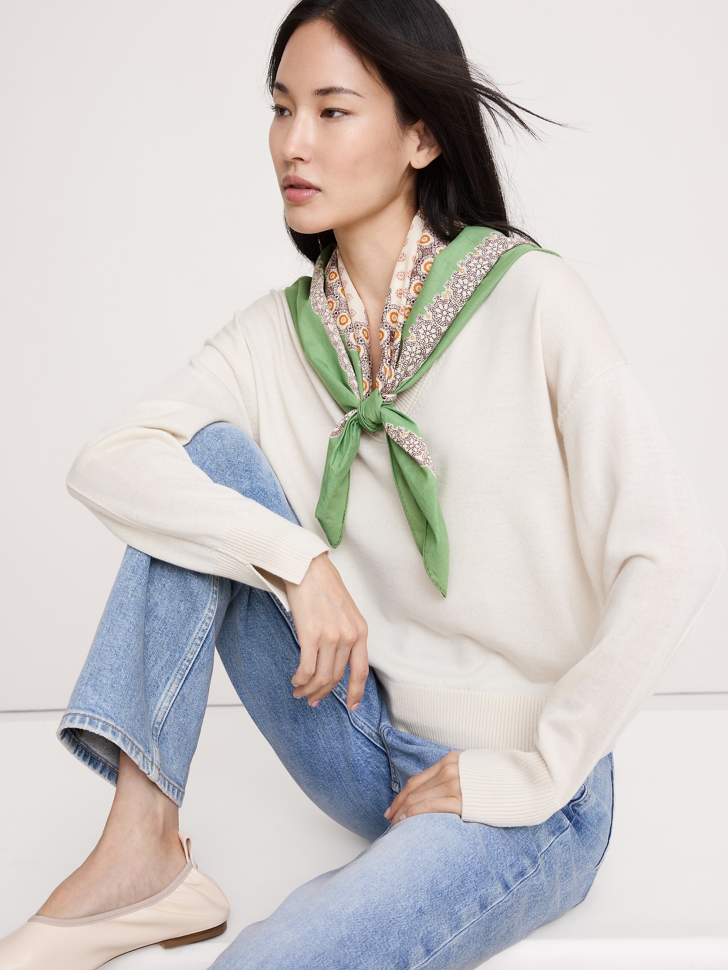 L'image numéro 2 présente Grande écharpe carrée en coton